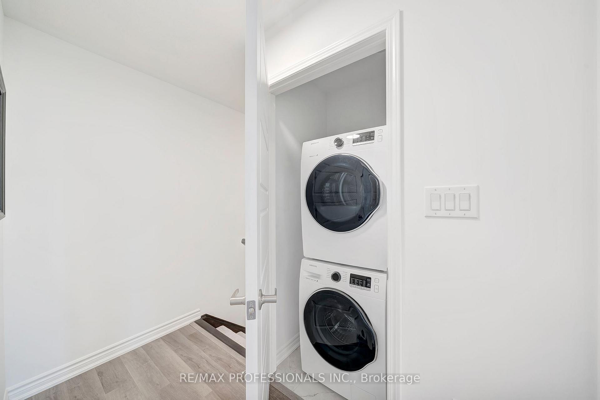 Photo 16 of 1272 Hop Place, Milton, Cobban — HOMEH