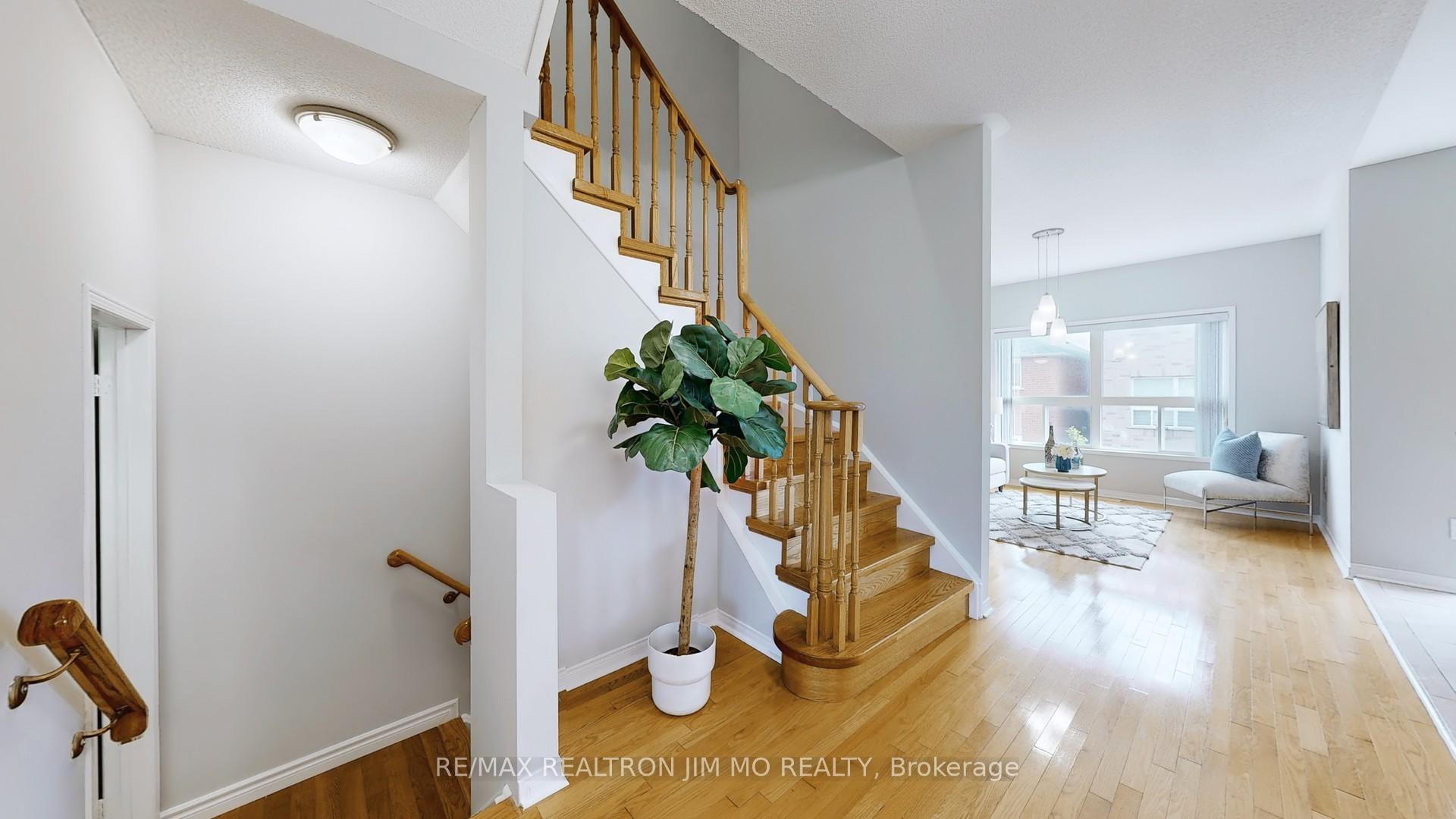 Photo 18 of 101 Orchard Hill Boulevard, Markham, Berczy — HOMEH