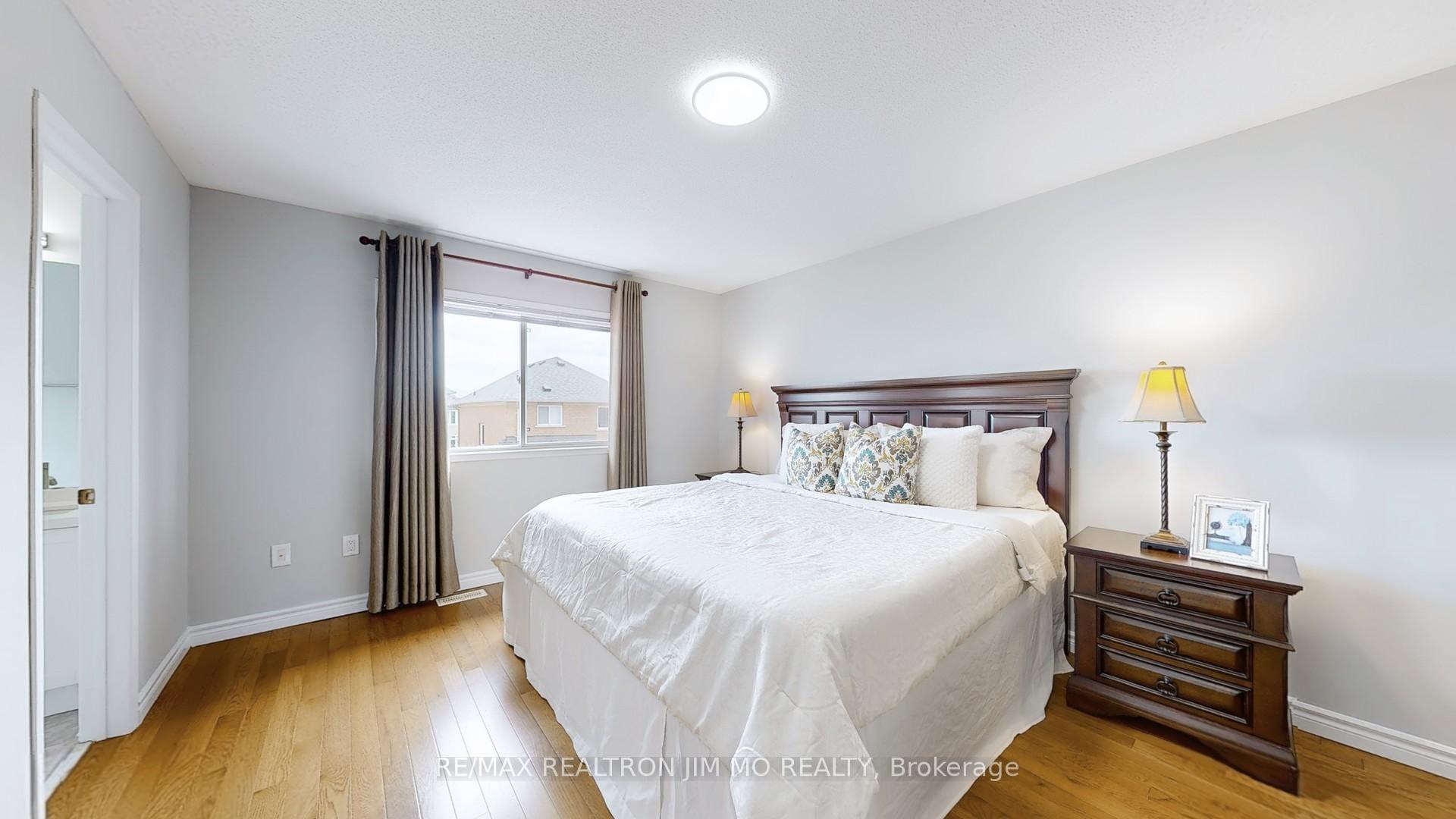 Photo 20 of 101 Orchard Hill Boulevard, Markham, Berczy — HOMEH