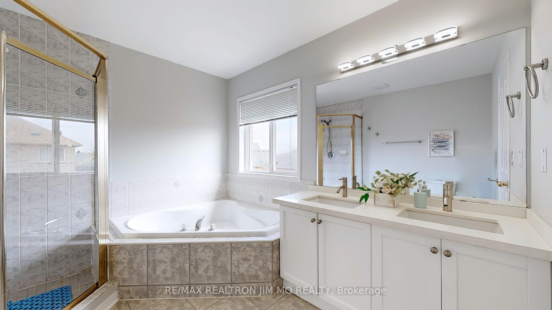 Photo 24 of 101 Orchard Hill Boulevard, Markham, Berczy — HOMEH