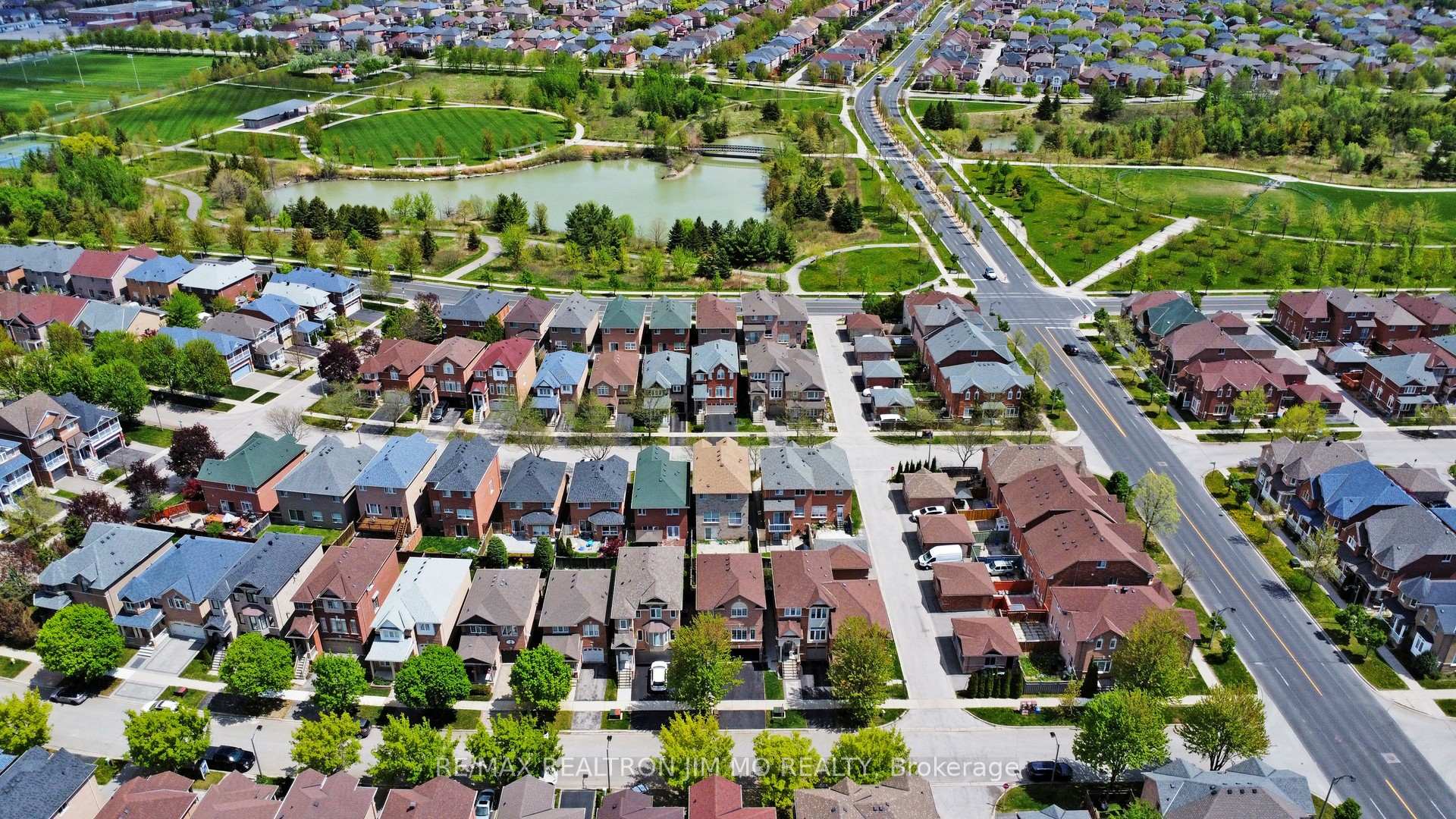 Photo 45 of 101 Orchard Hill Boulevard, Markham, Berczy — HOMEH