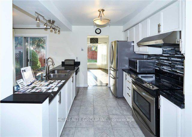 Photo 6 of 71 Couperthwaite Crescent, Markham, Markville — HOMEH