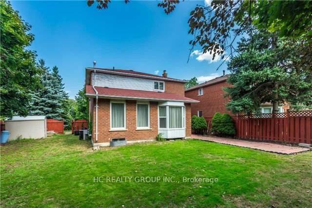 Photo 17 of 71 Couperthwaite Crescent, Markham, Markville — HOMEH