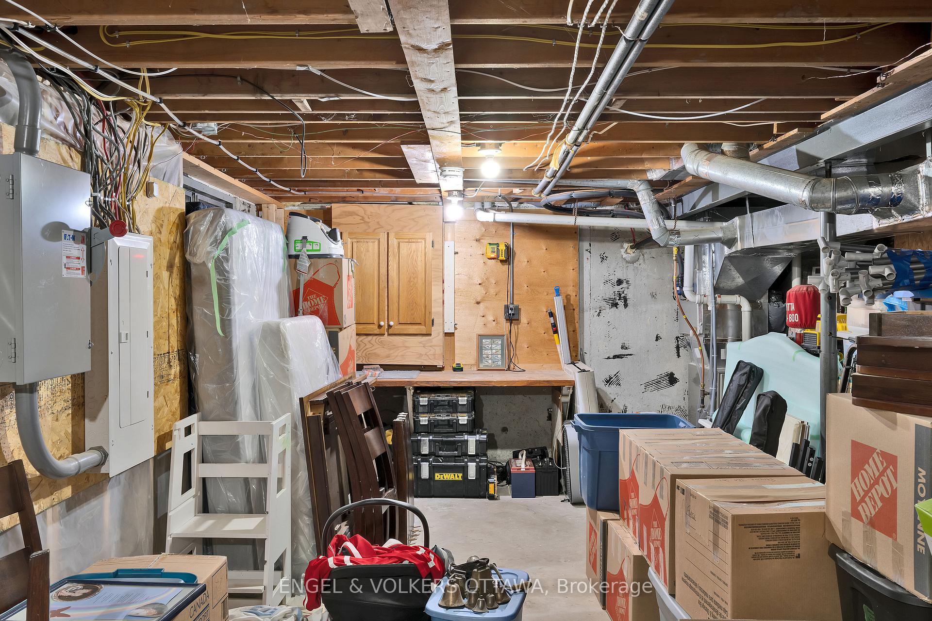 Photo 34 of 129 Abbeyhill Drive N, Ottawa, Kanata - Glencairn/Hazeldean — HOMEH