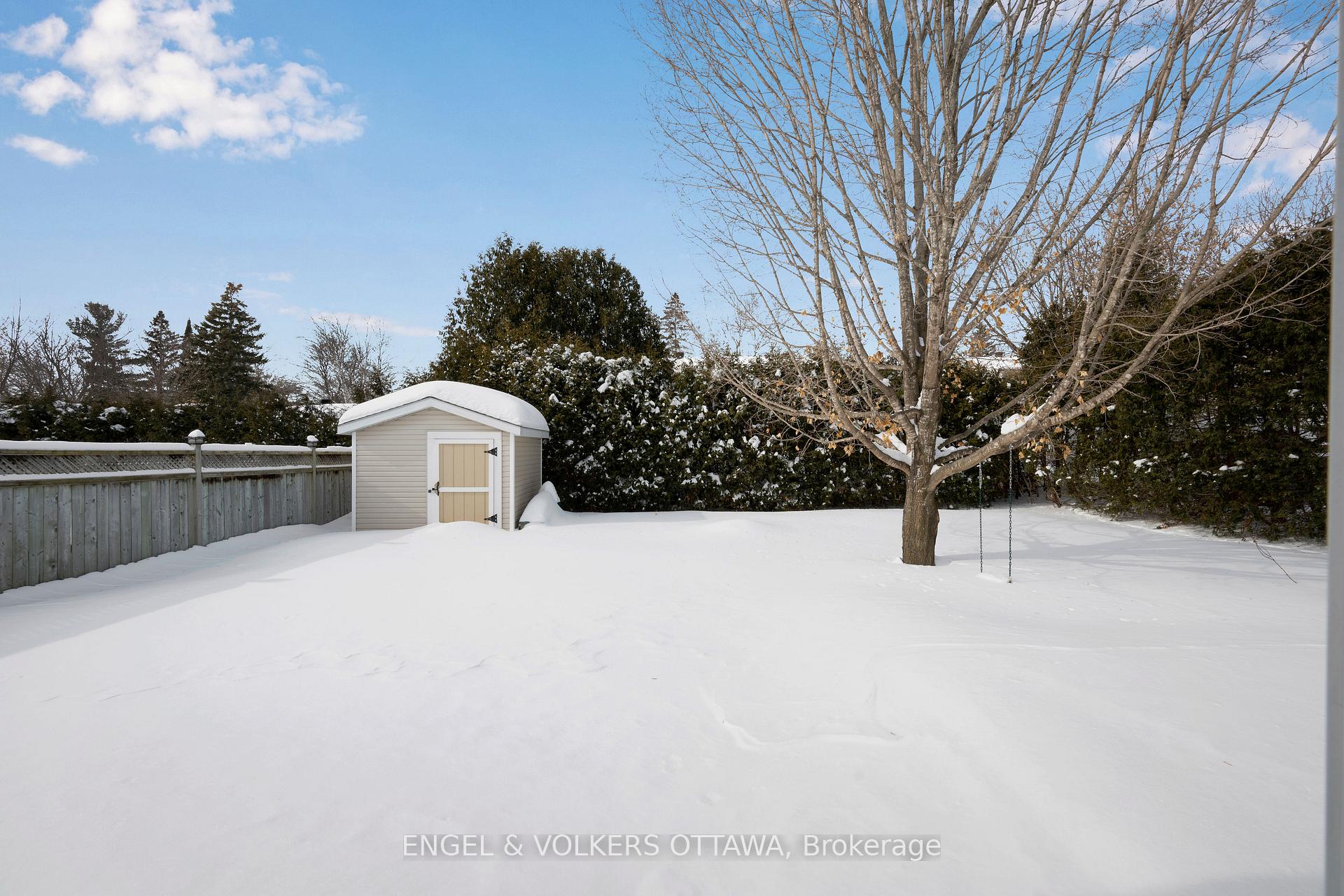 Photo 38 of 129 Abbeyhill Drive N, Ottawa, Kanata - Glencairn/Hazeldean — HOMEH