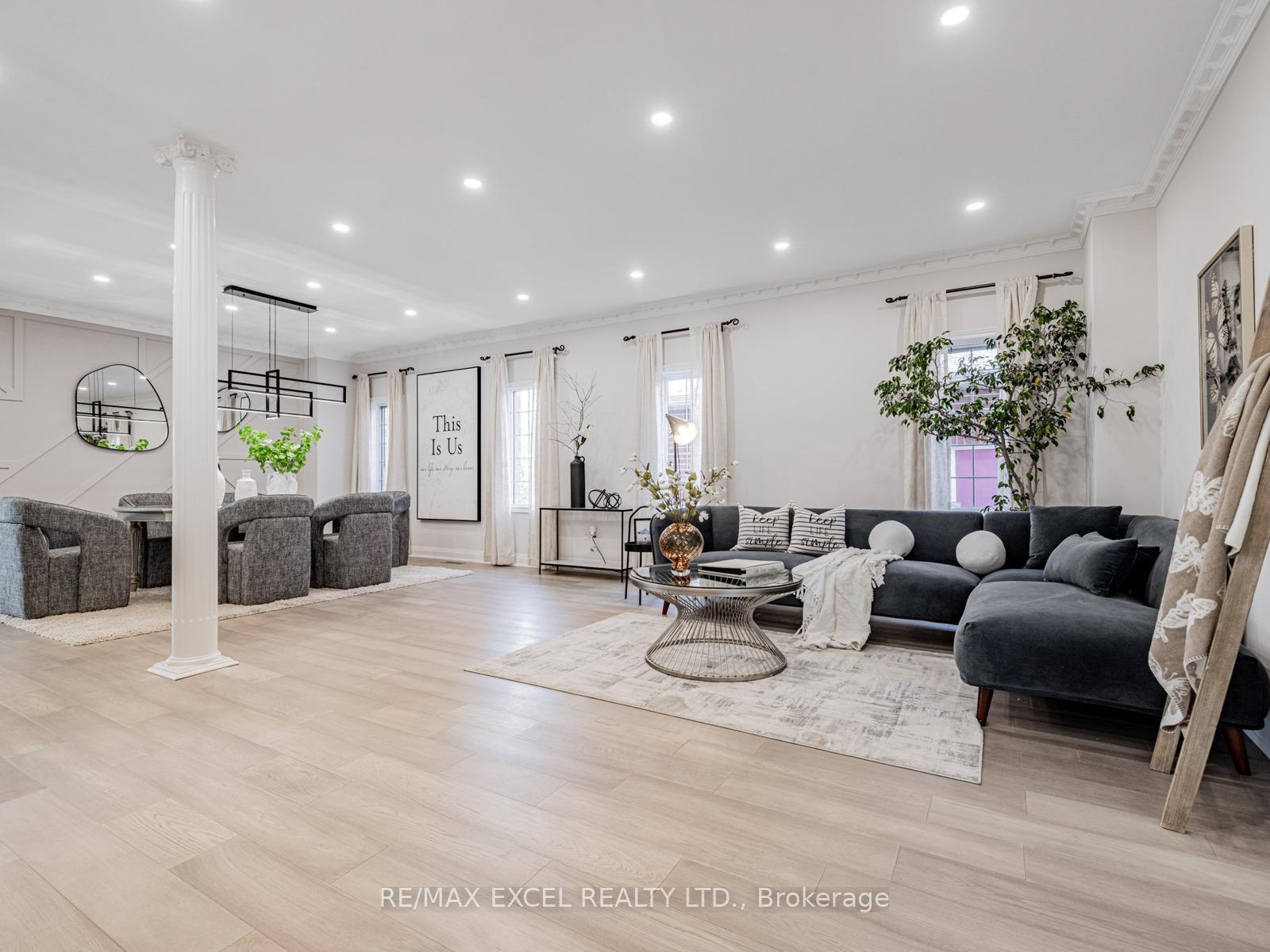 Photo 6 of 332 Calvert Road, Markham, Cachet — HOMEH