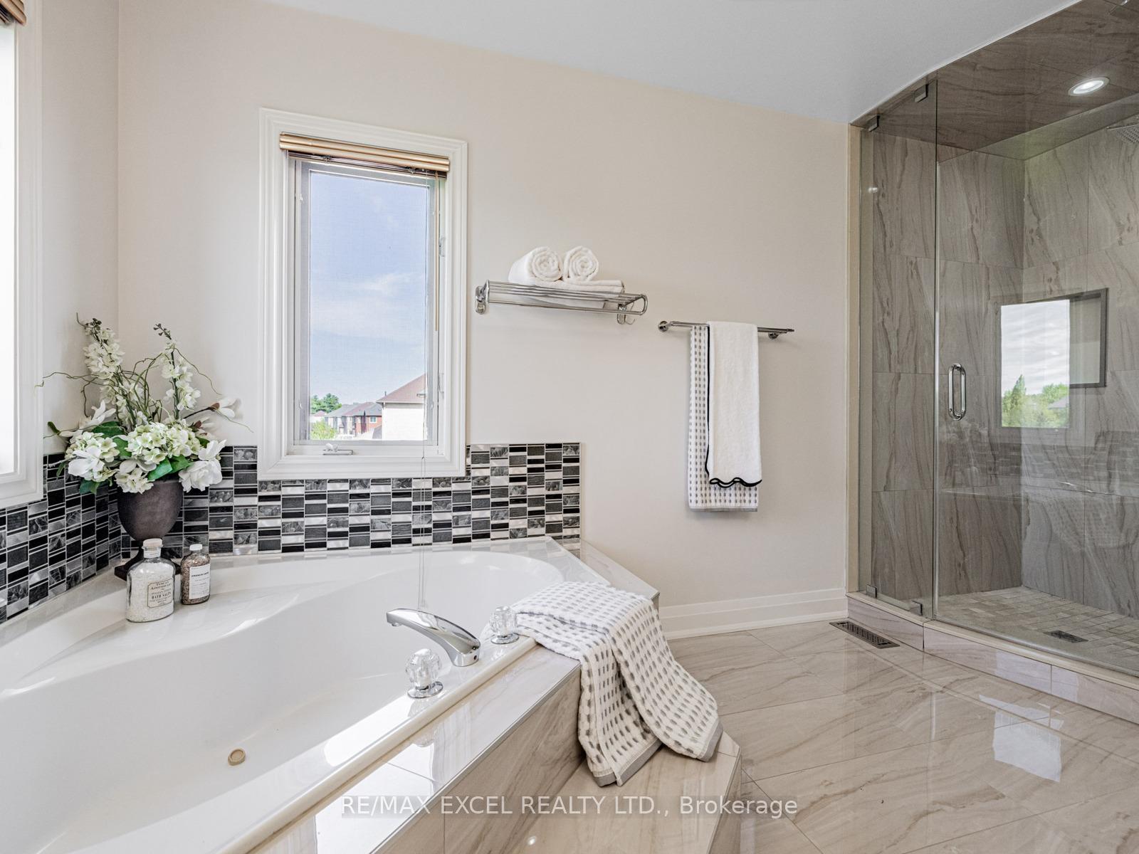 Photo 22 of 332 Calvert Road, Markham, Cachet — HOMEH