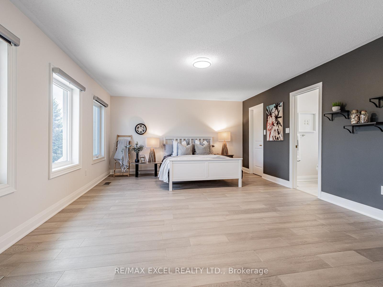 Photo 25 of 332 Calvert Road, Markham, Cachet — HOMEH