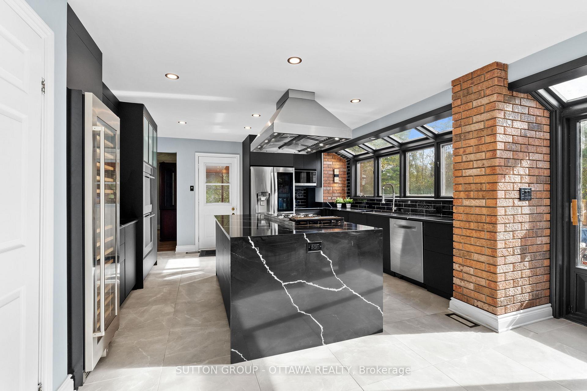 Photo 14 of 7 Rolston Way, Ottawa, Kanata - Rural Kanata (Central) — HOMEH