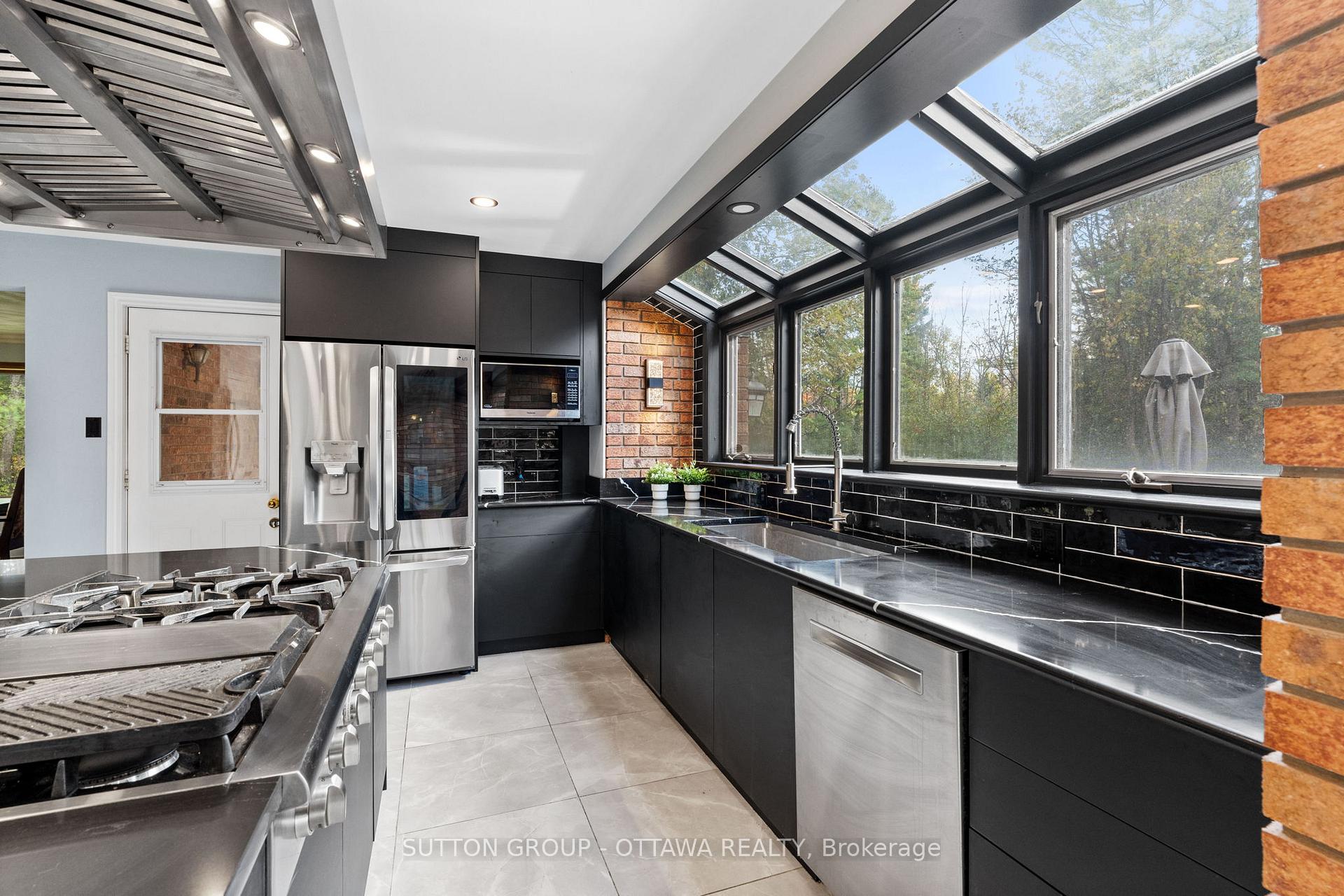Photo 16 of 7 Rolston Way, Ottawa, Kanata - Rural Kanata (Central) — HOMEH