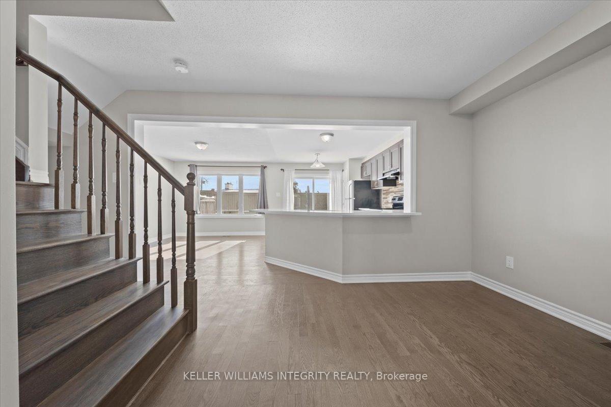 Photo 15 of 201 Conifer Creek Circle, Ottawa, Kanata - Emerald Meadows/Trailwest — HOMEH