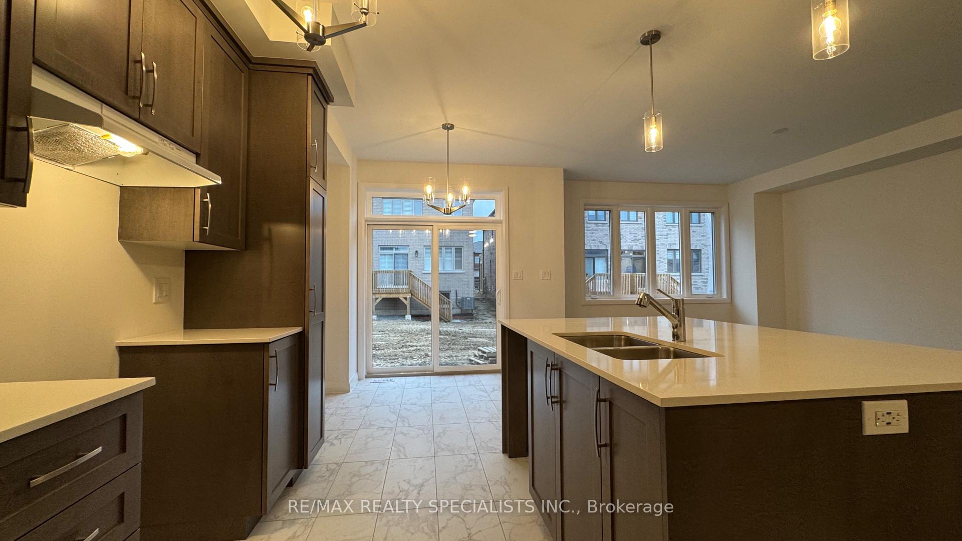 Photo 11 of 28 Sagewood Drive, Hamilton, Sheldon — HOMEH