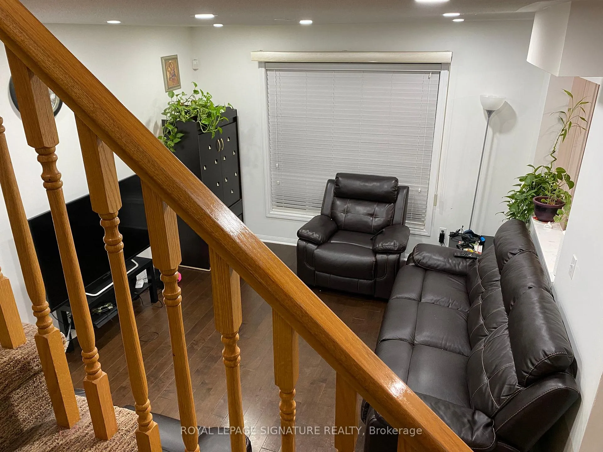 Photo 7 of Unit Upper, 1025 Barclay Circle, Milton, Beaty — HOMEH