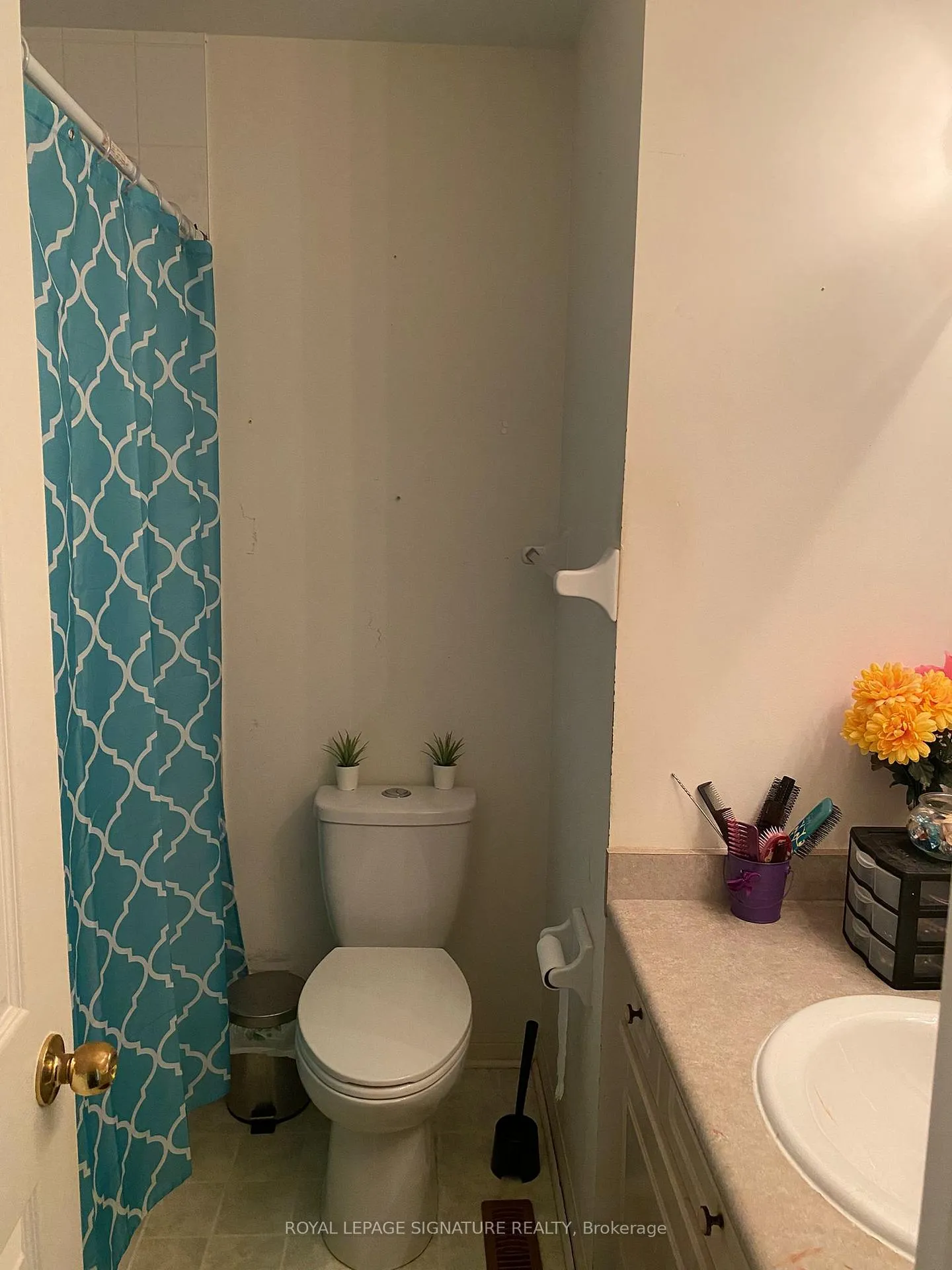 Photo 10 of Unit Upper, 1025 Barclay Circle, Milton, Beaty — HOMEH
