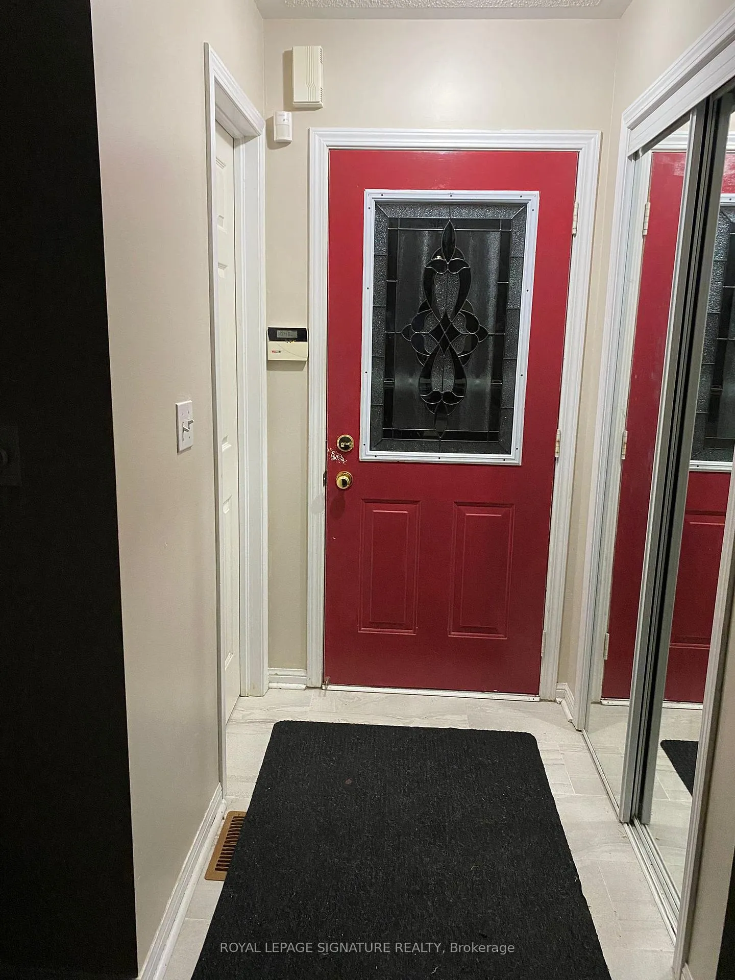 Photo 16 of Unit Upper, 1025 Barclay Circle, Milton, Beaty — HOMEH