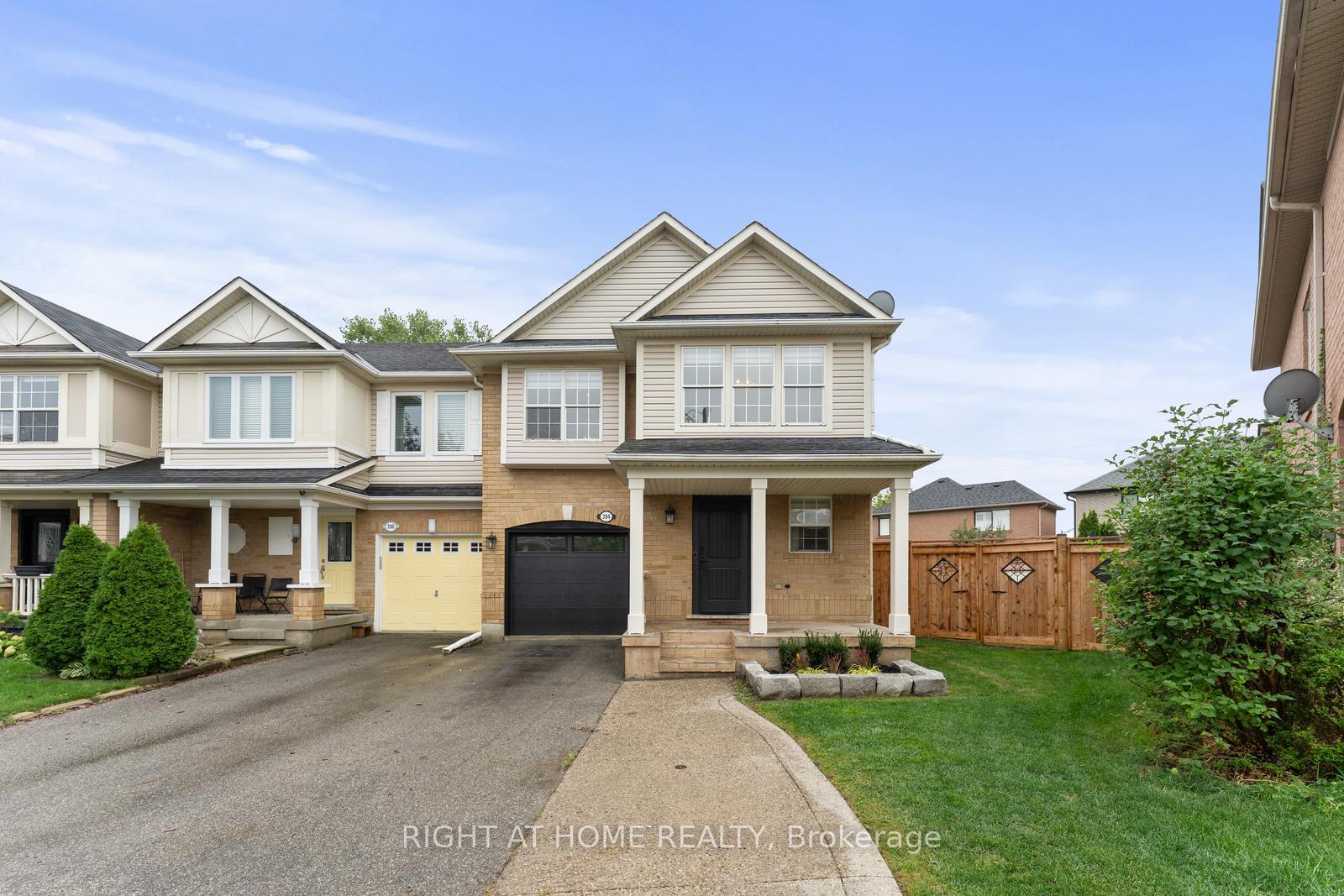Photo 1 of 394 Baverstock Crescent, Milton, Clarke — HOMEH