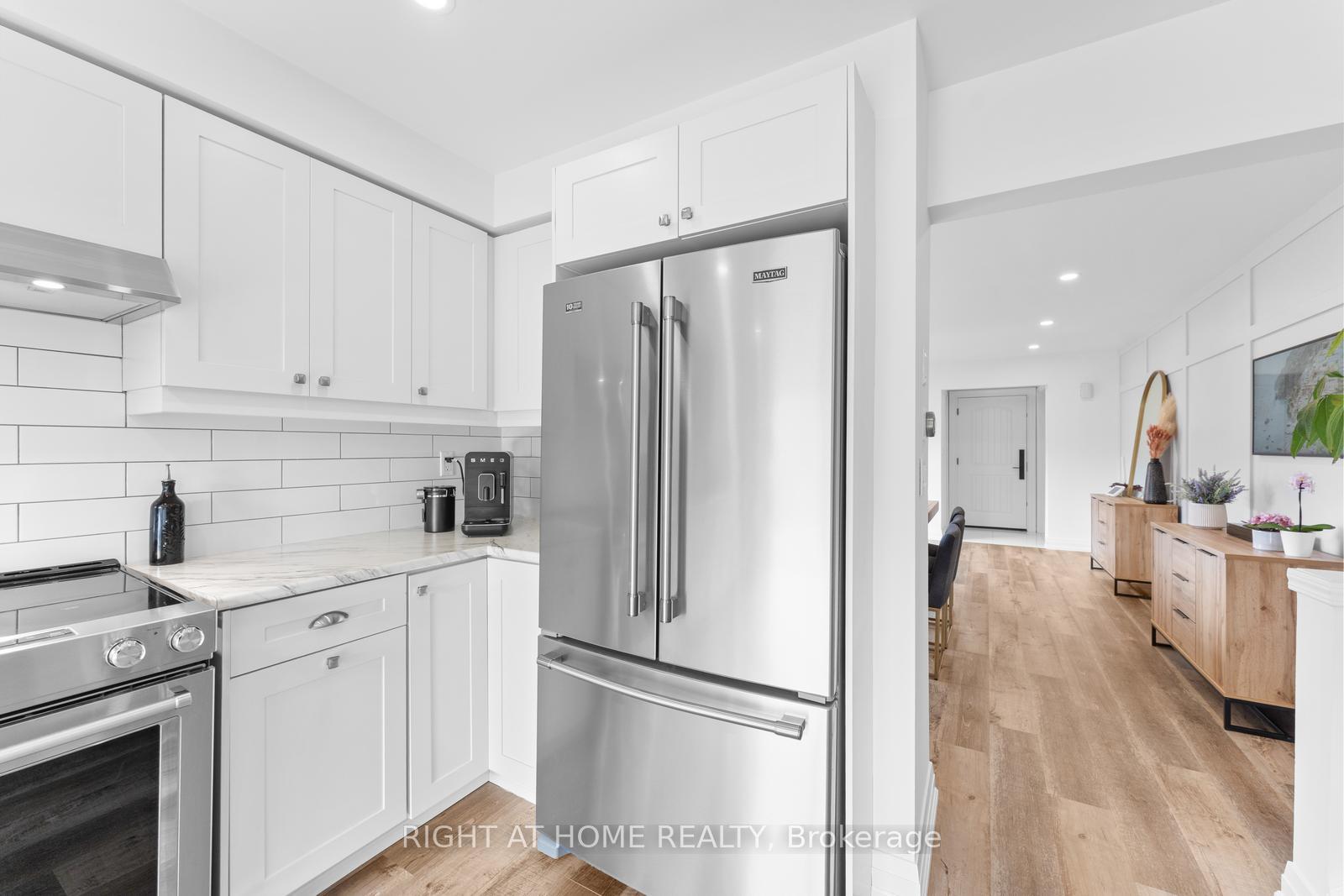 Photo 16 of 394 Baverstock Crescent, Milton, Clarke — HOMEH