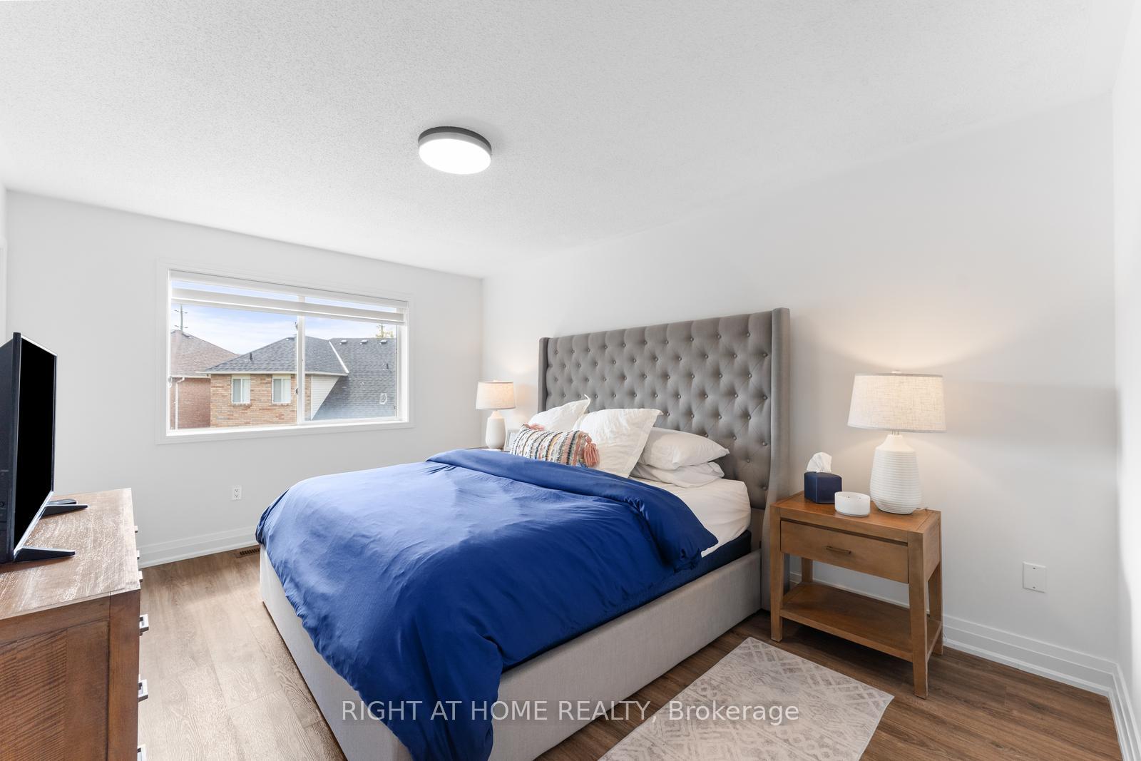 Photo 23 of 394 Baverstock Crescent, Milton, Clarke — HOMEH