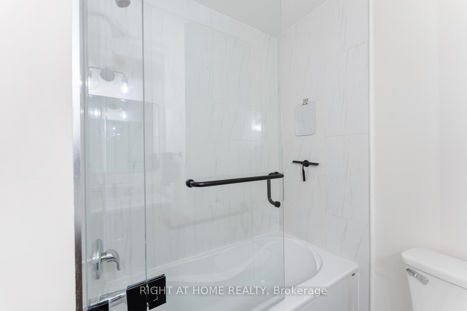 Photo 30 of 394 Baverstock Crescent, Milton, Clarke — HOMEH