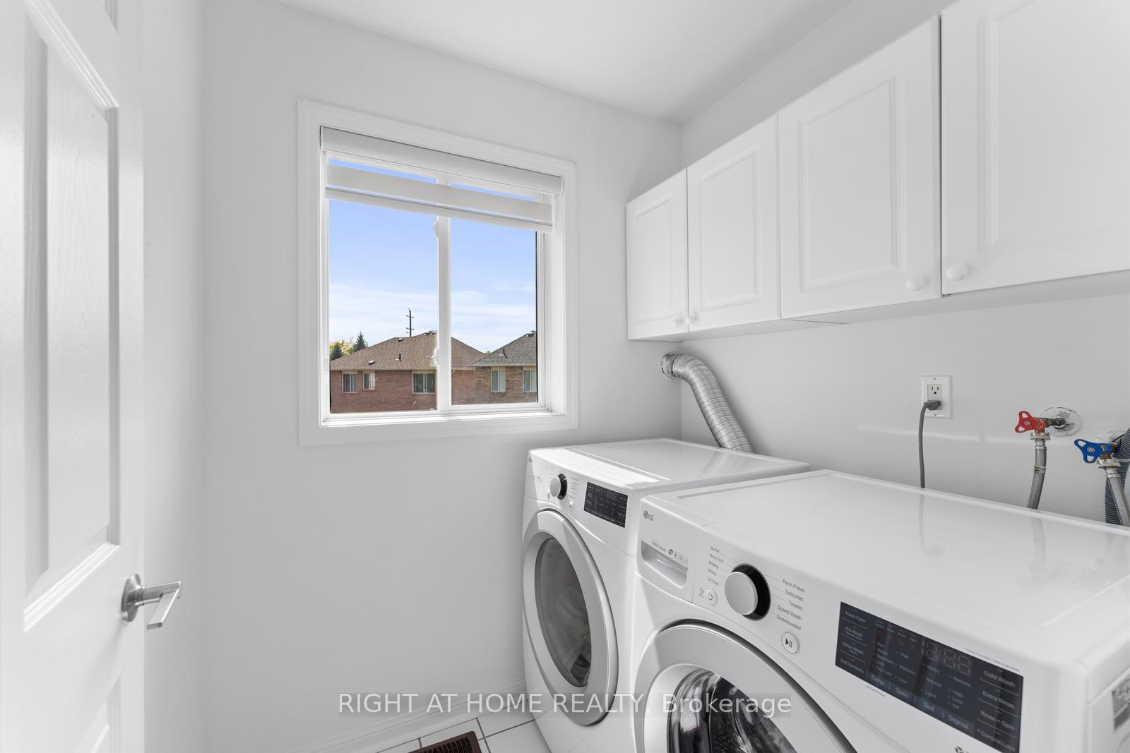 Photo 31 of 394 Baverstock Crescent, Milton, Clarke — HOMEH