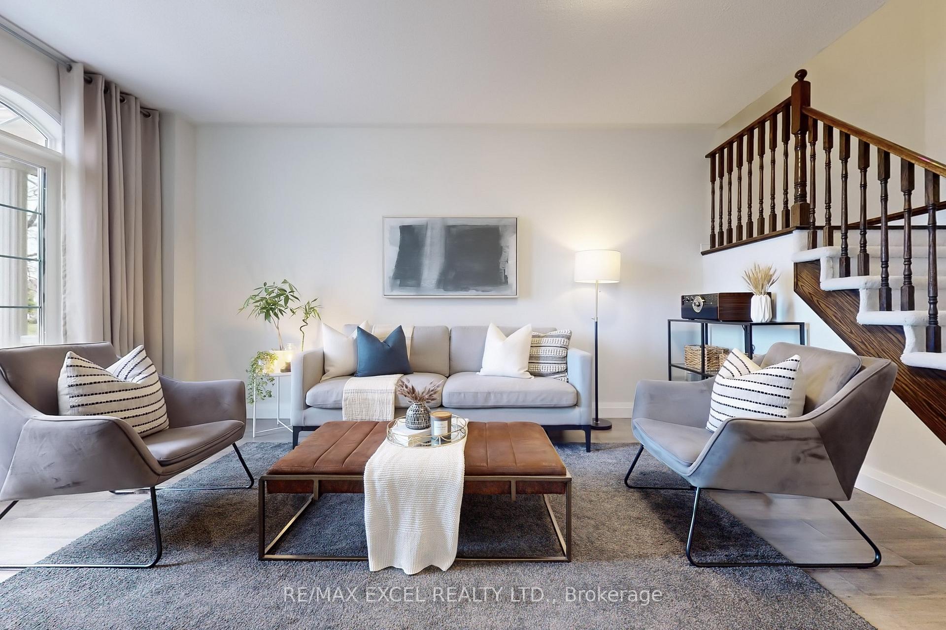 Photo 5 of 556 Country Glen Road, Markham, Cornell — HOMEH