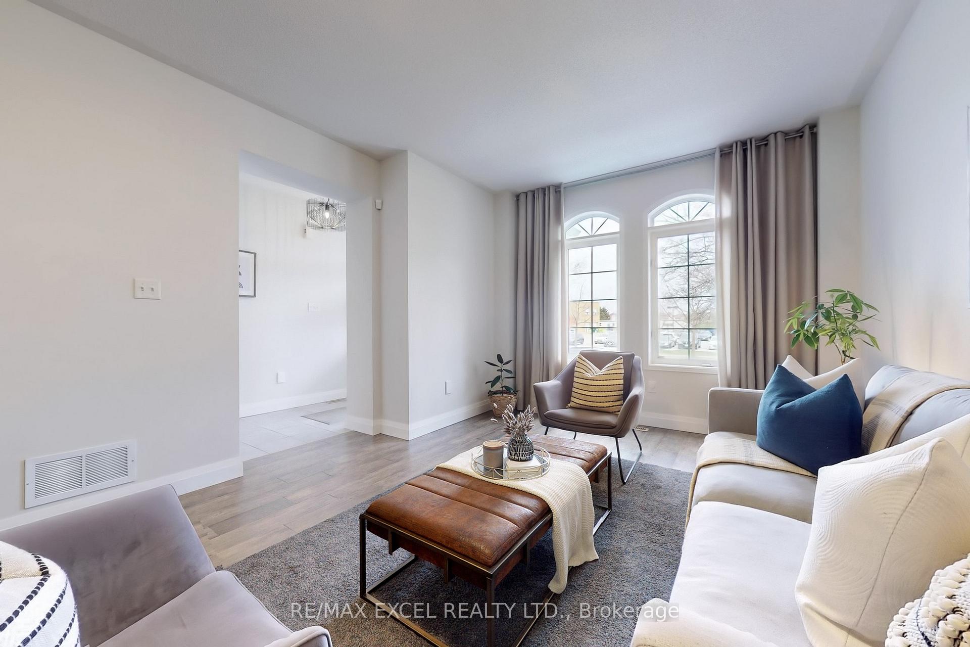 Photo 7 of 556 Country Glen Road, Markham, Cornell — HOMEH