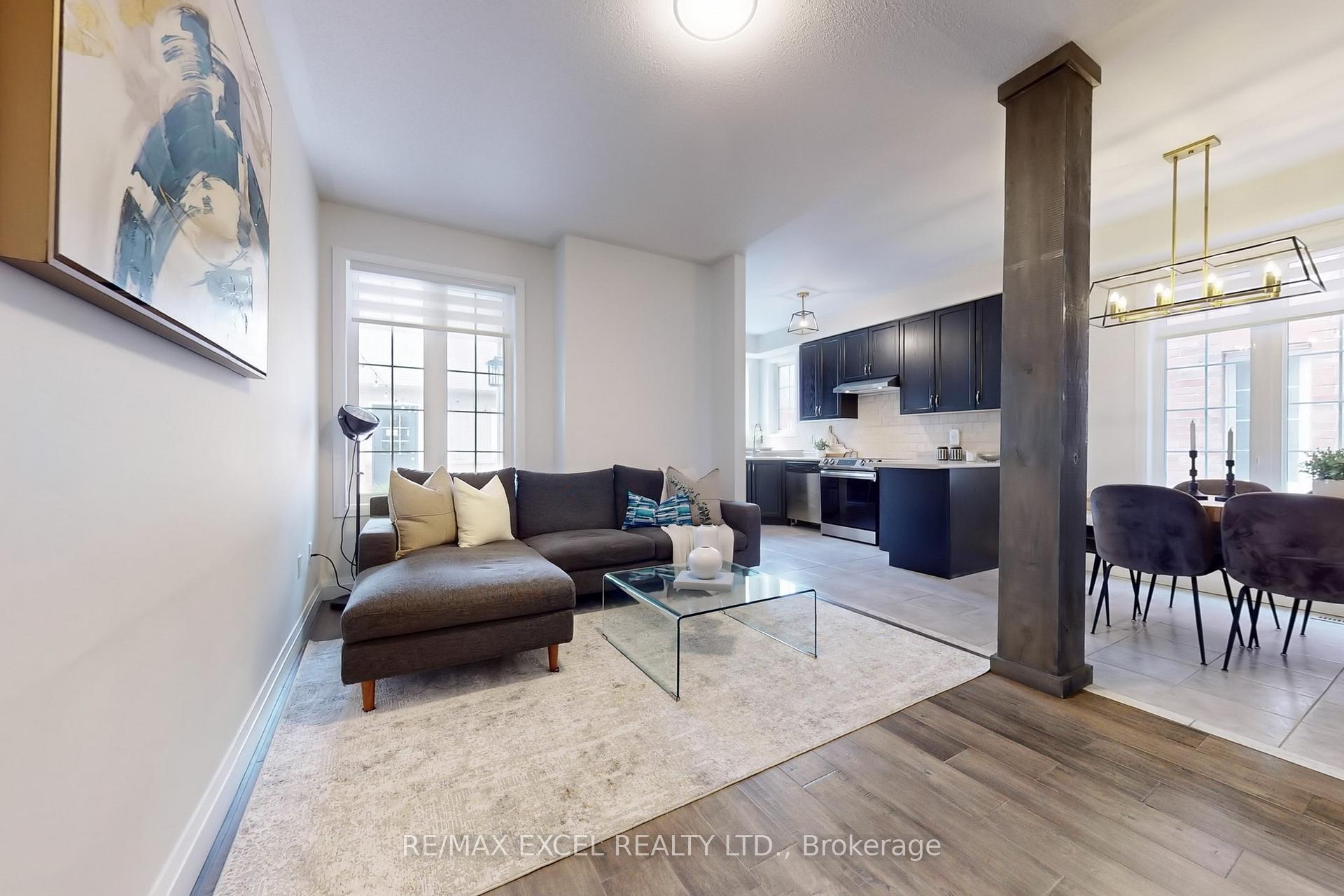 Photo 9 of 556 Country Glen Road, Markham, Cornell — HOMEH