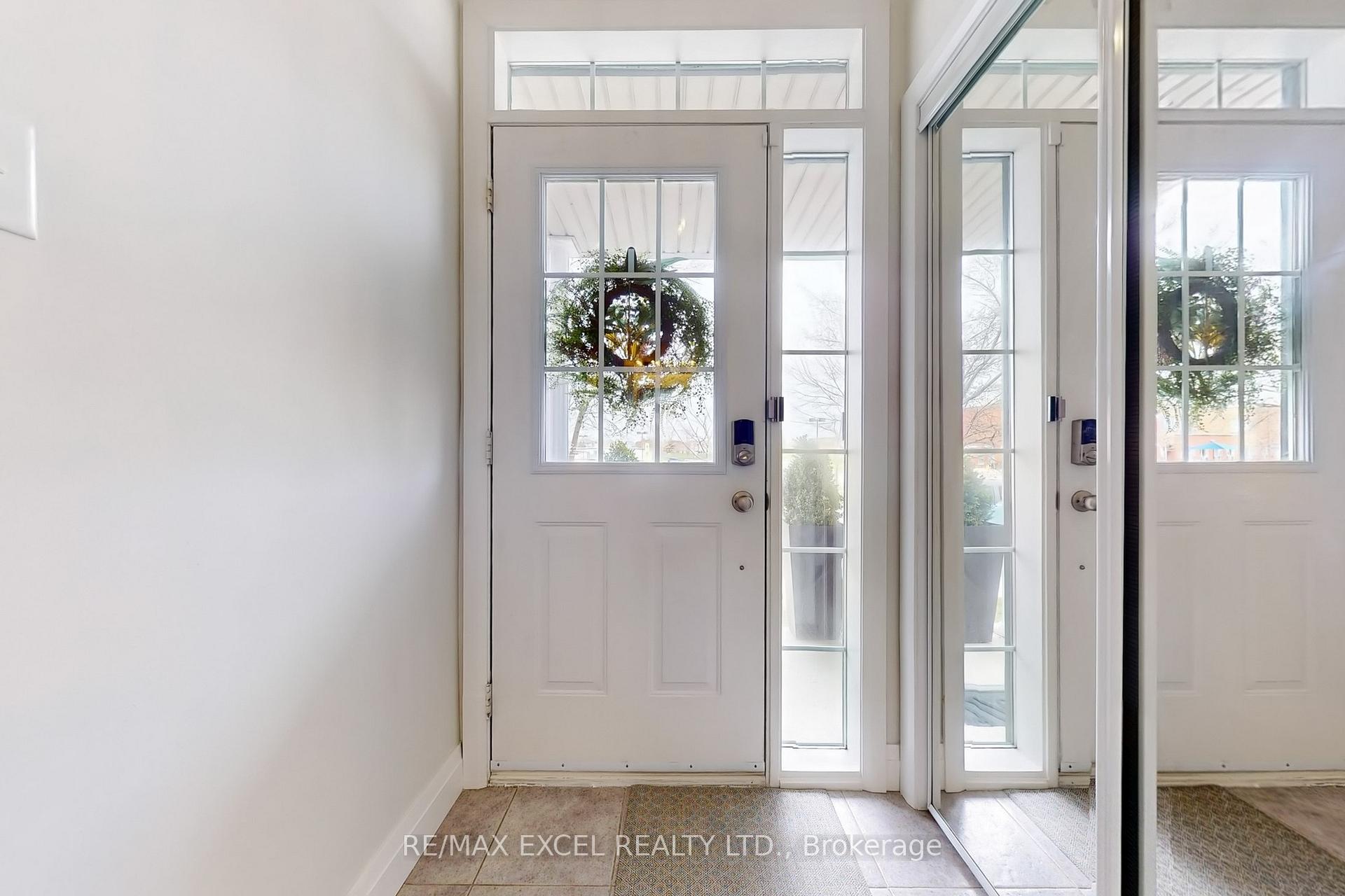 Photo 19 of 556 Country Glen Road, Markham, Cornell — HOMEH