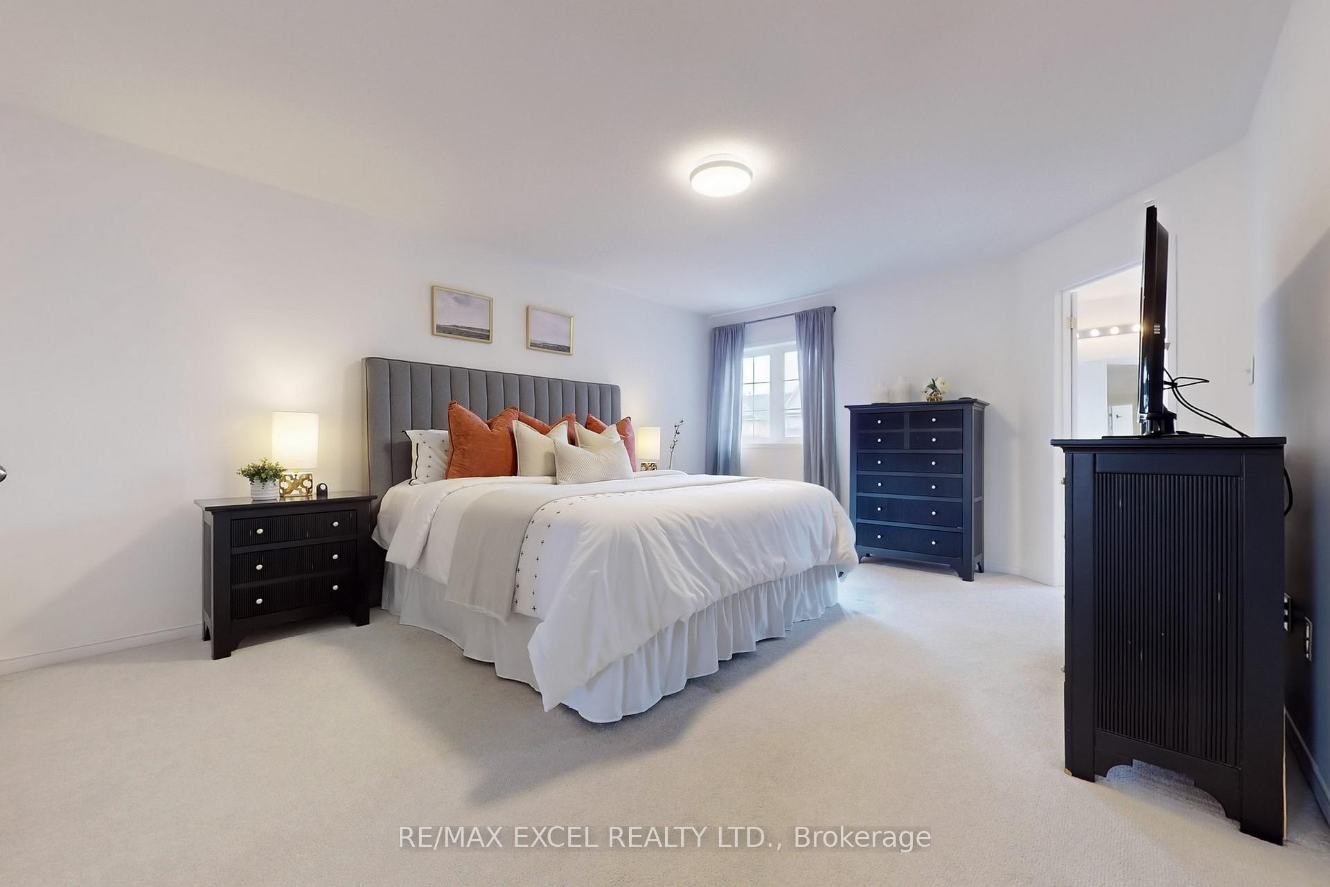 Photo 24 of 556 Country Glen Road, Markham, Cornell — HOMEH