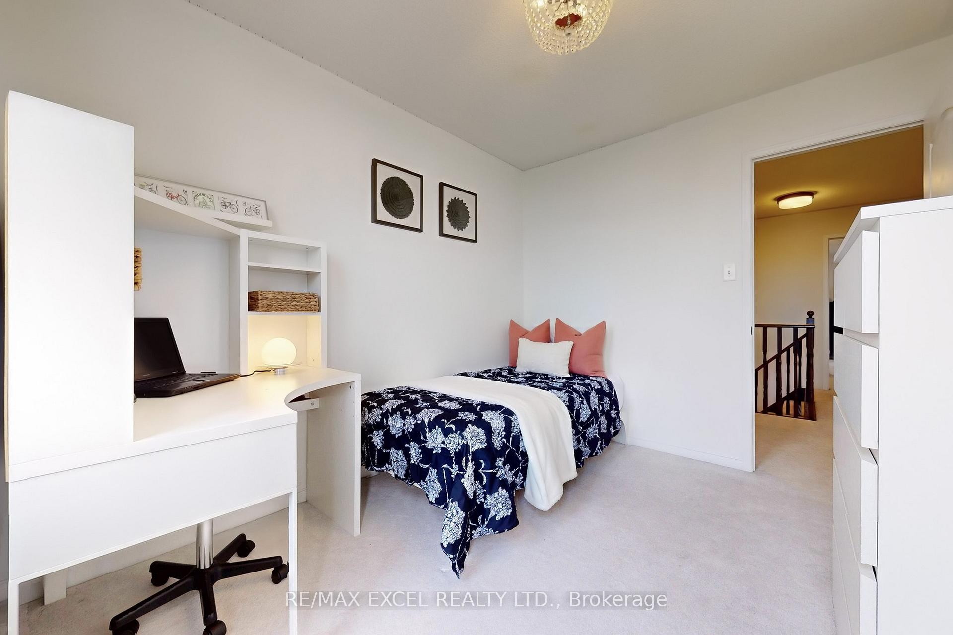 Photo 28 of 556 Country Glen Road, Markham, Cornell — HOMEH
