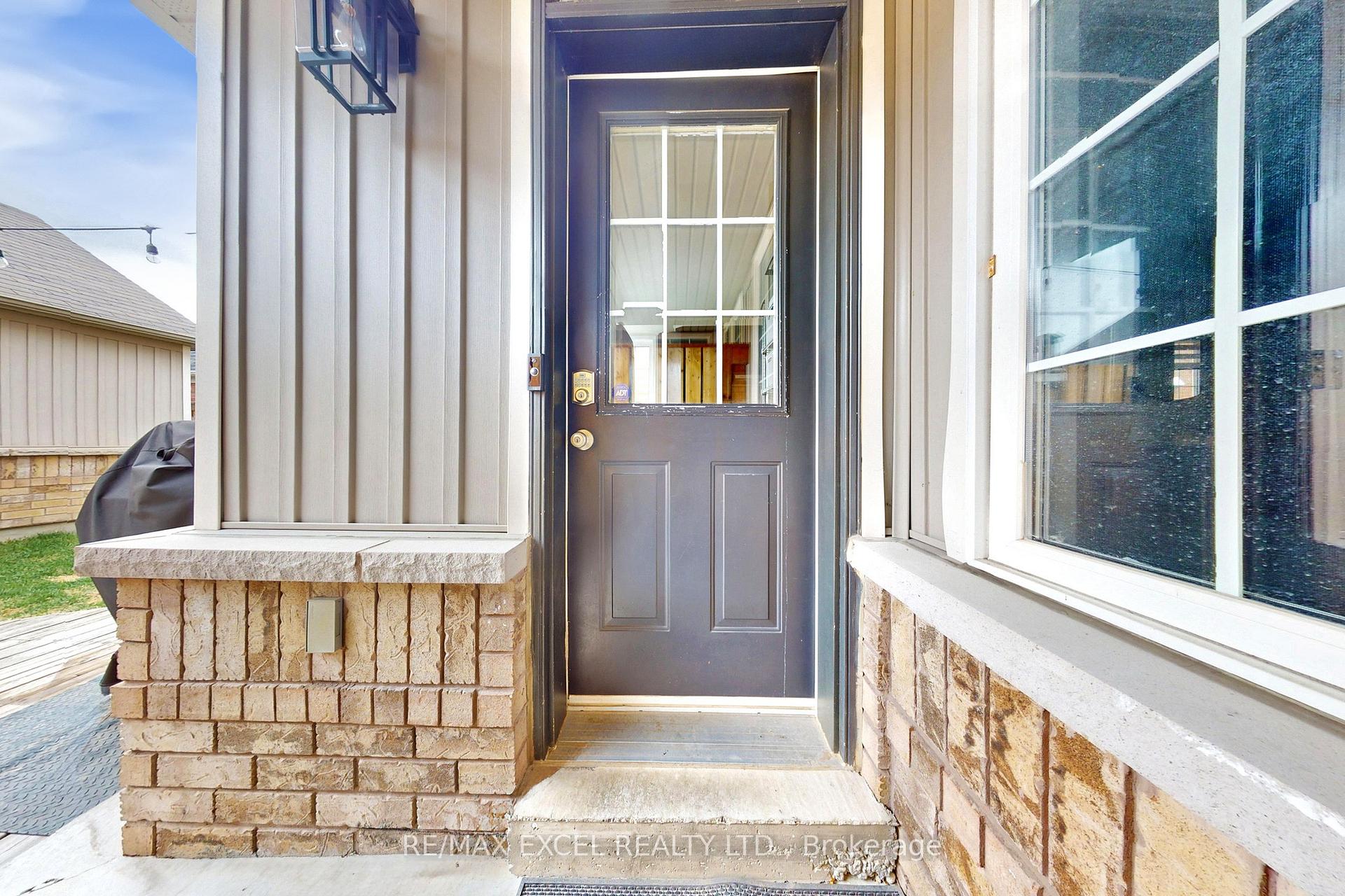Photo 41 of 556 Country Glen Road, Markham, Cornell — HOMEH