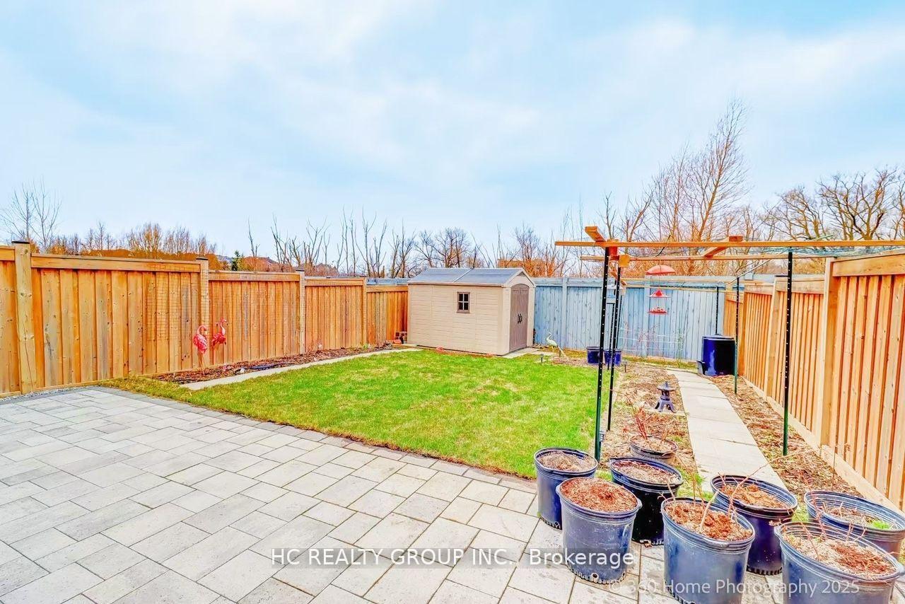 Photo 4 of 24 Decast Crescent, Markham, Box Grove — HOMEH
