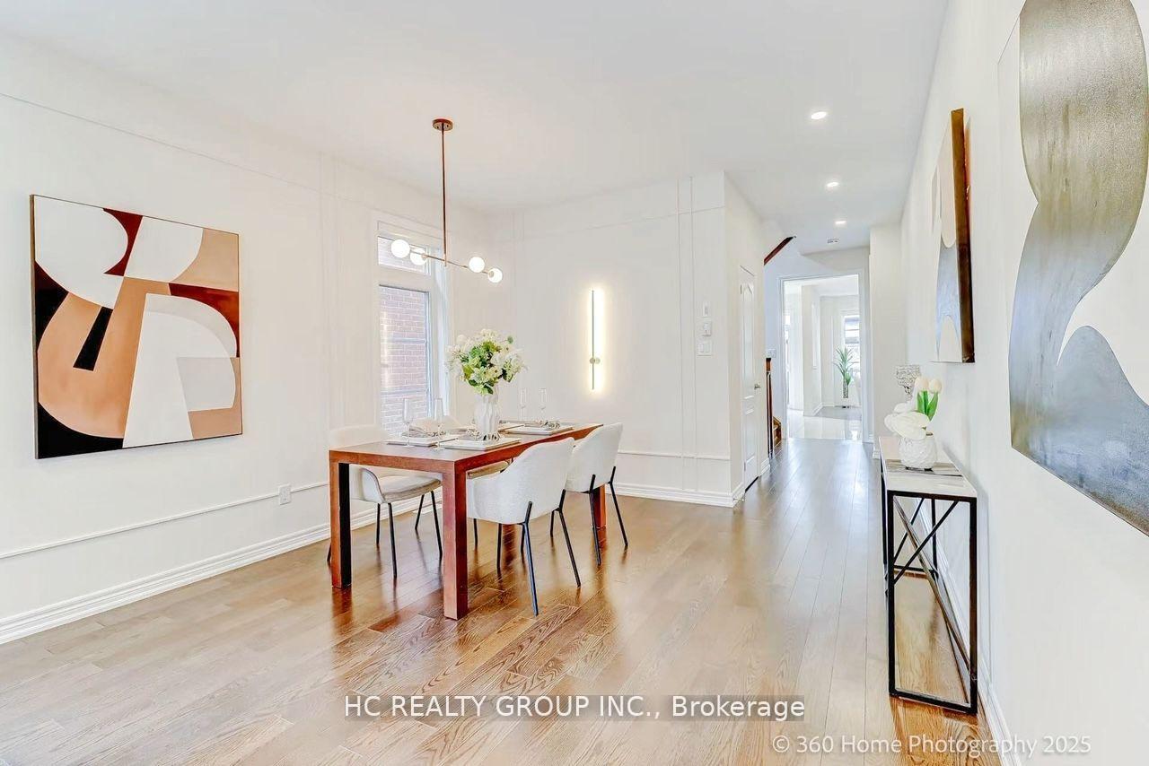 Photo 9 of 24 Decast Crescent, Markham, Box Grove — HOMEH
