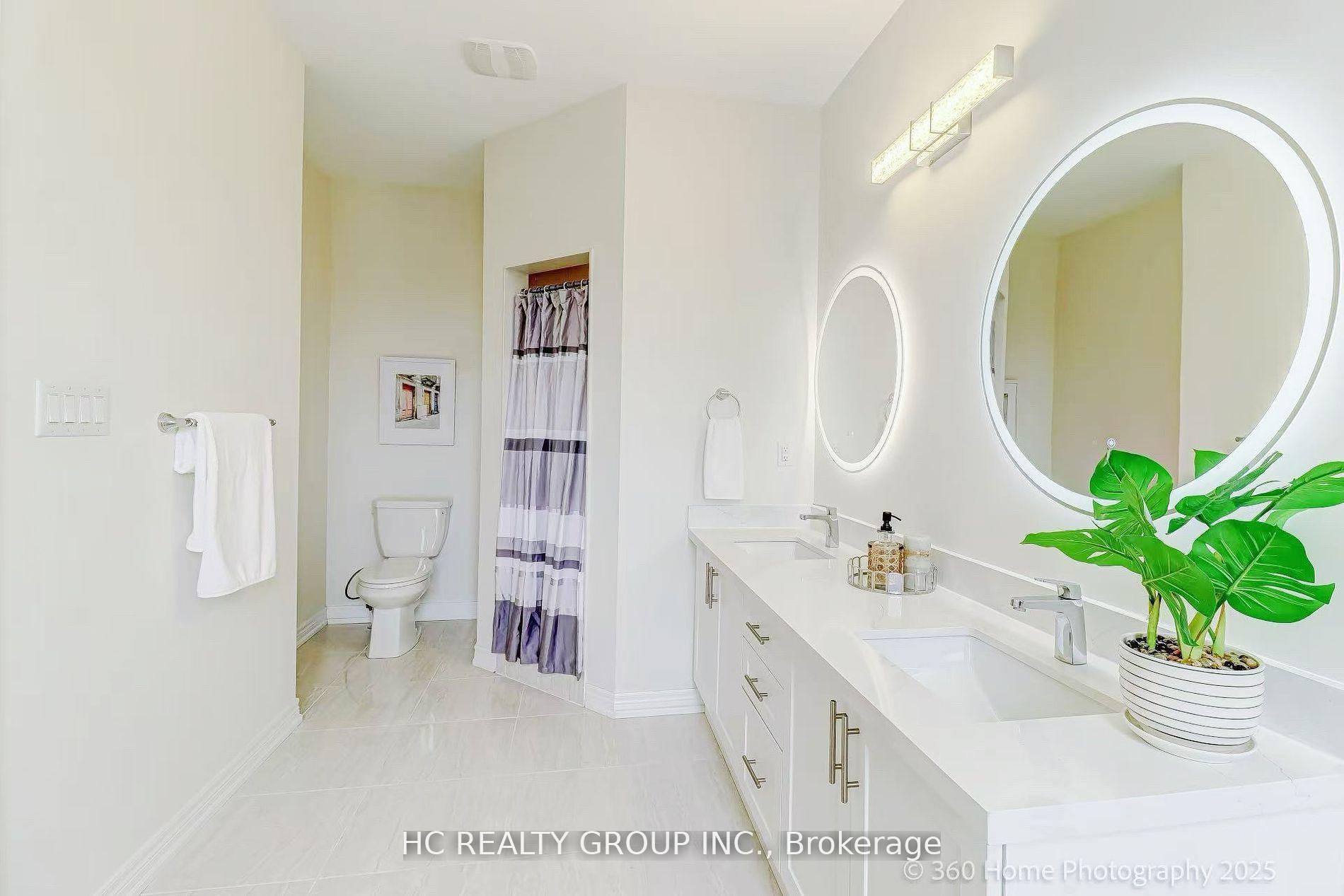 Photo 33 of 24 Decast Crescent, Markham, Box Grove — HOMEH