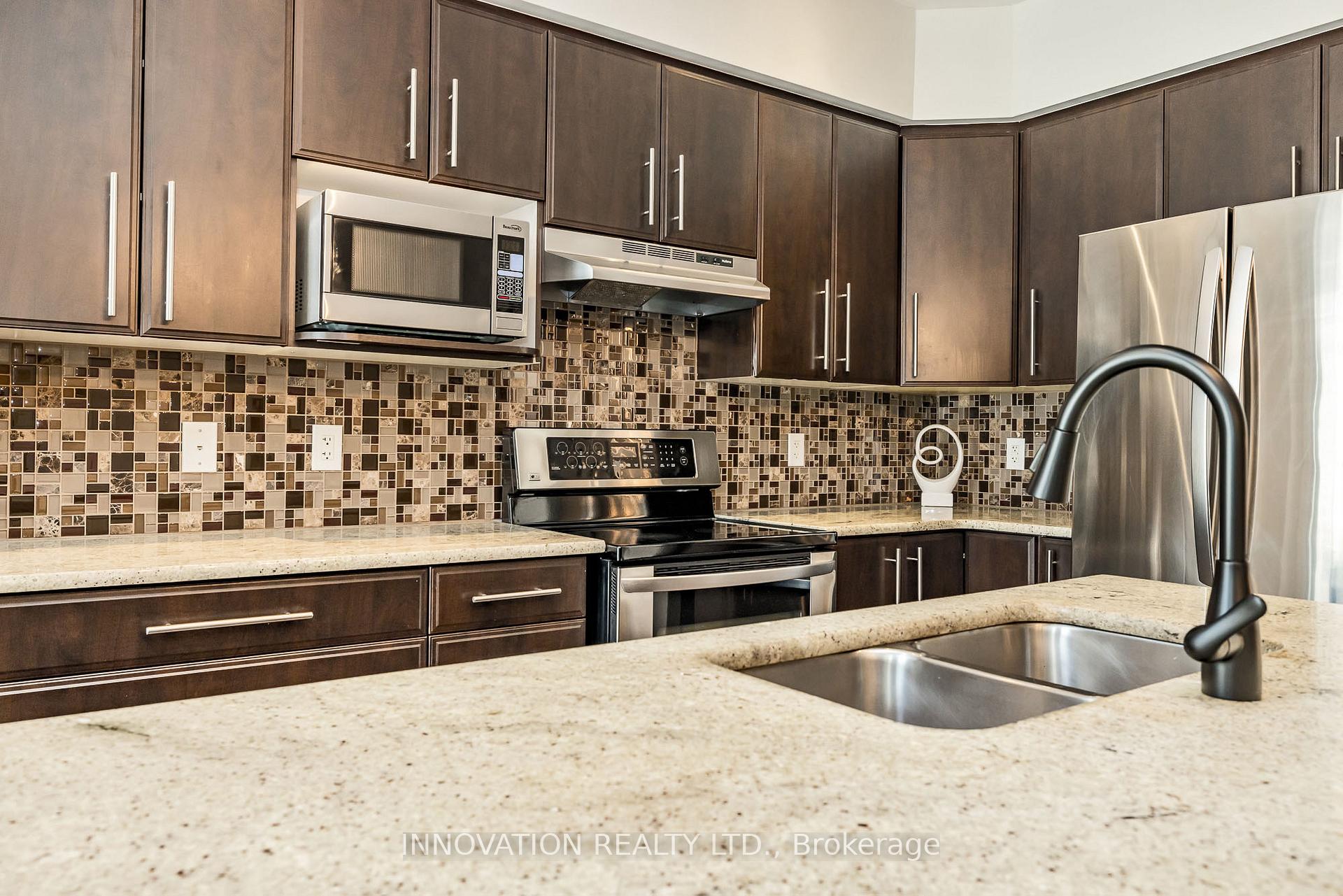 Photo 12 of 31 Torbec Avenue, Ottawa, Kanata - Kanata Lakes/Heritage Hills — HOMEH