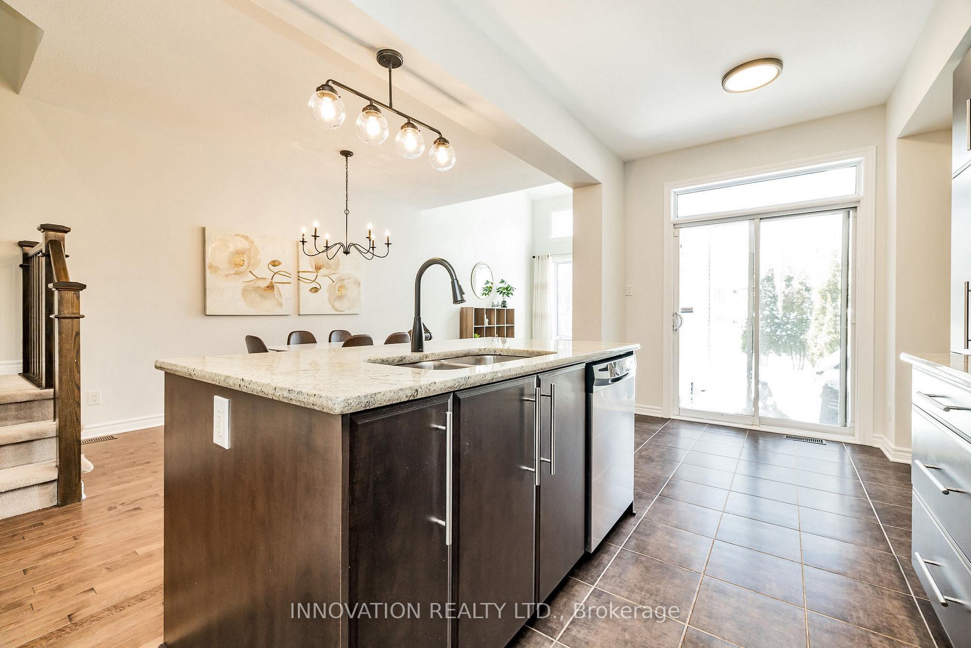 Photo 16 of 31 Torbec Avenue, Ottawa, Kanata - Kanata Lakes/Heritage Hills — HOMEH