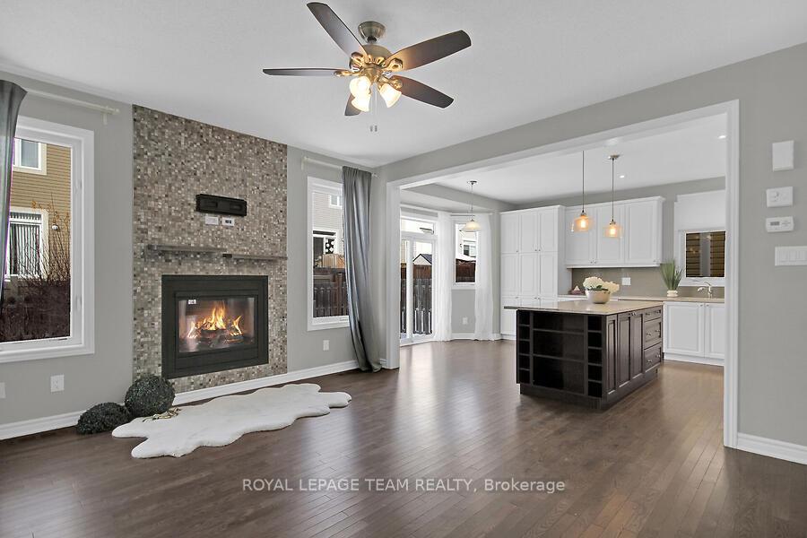 Photo 10 of 371 Meadowbreeze Drive, Ottawa, Kanata - Emerald Meadows/Trailwest — HOMEH