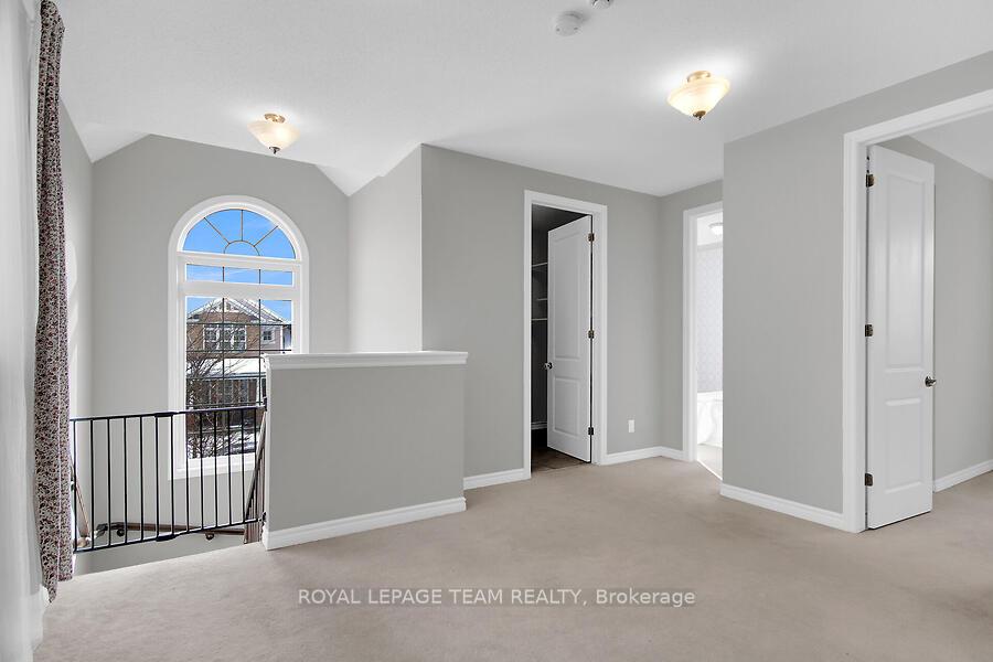 Photo 14 of 371 Meadowbreeze Drive, Ottawa, Kanata - Emerald Meadows/Trailwest — HOMEH