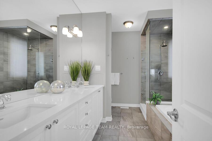 Photo 21 of 371 Meadowbreeze Drive, Ottawa, Kanata - Emerald Meadows/Trailwest — HOMEH