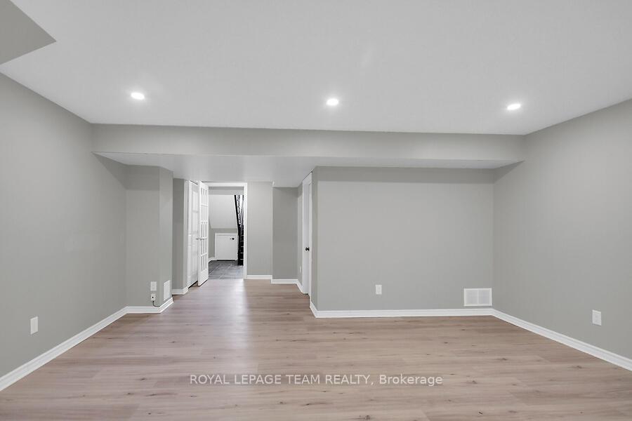 Photo 30 of 371 Meadowbreeze Drive, Ottawa, Kanata - Emerald Meadows/Trailwest — HOMEH