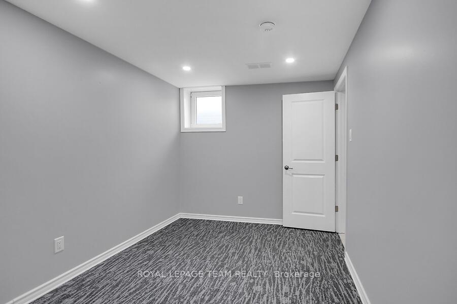 Photo 33 of 371 Meadowbreeze Drive, Ottawa, Kanata - Emerald Meadows/Trailwest — HOMEH
