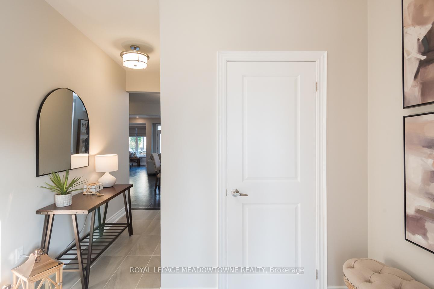 Photo 6 of 390 Ramsey Place, Milton, Ford — HOMEH