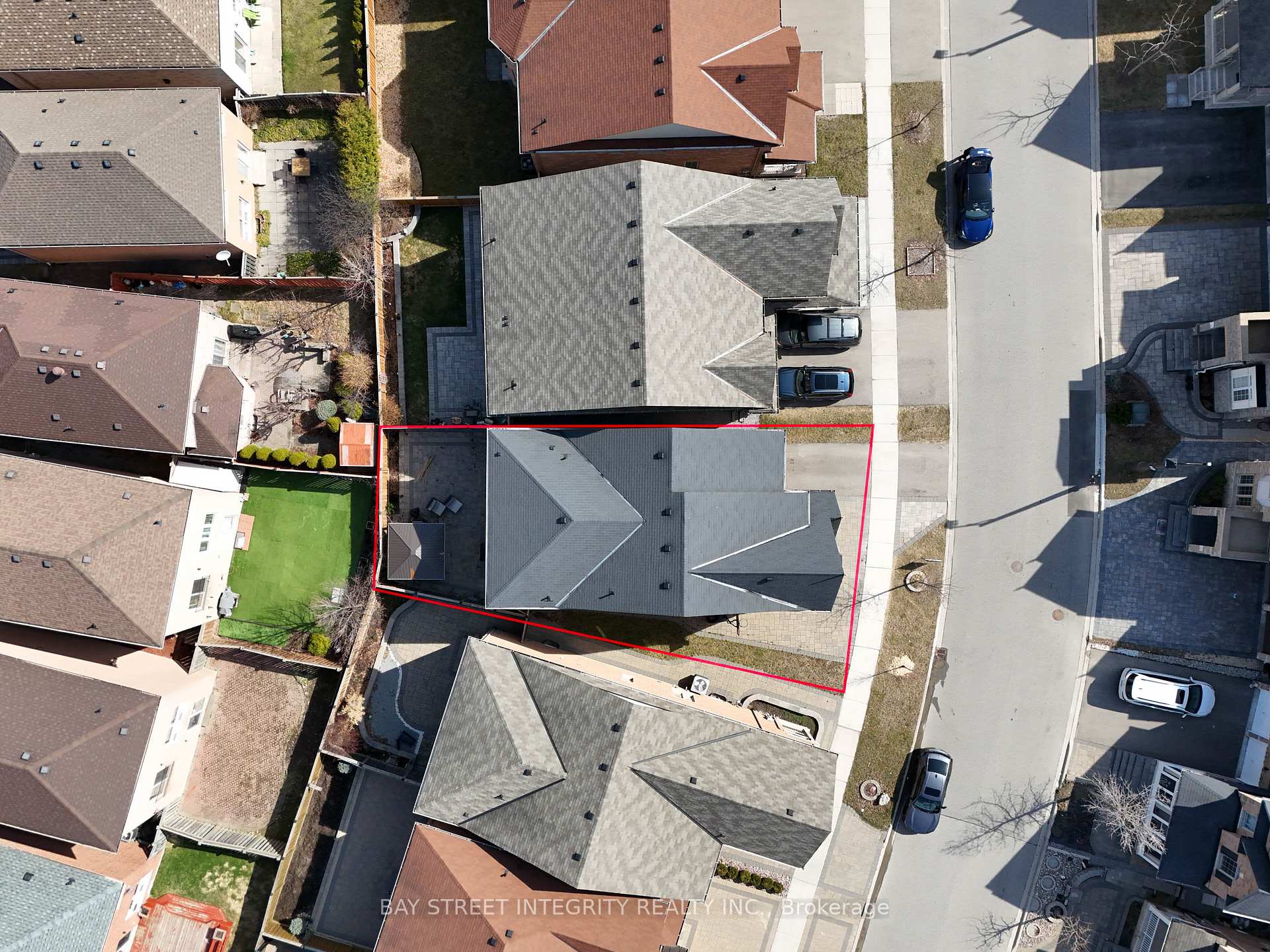 Photo 2 of 116 Holst Avenue, Markham, Berczy — HOMEH