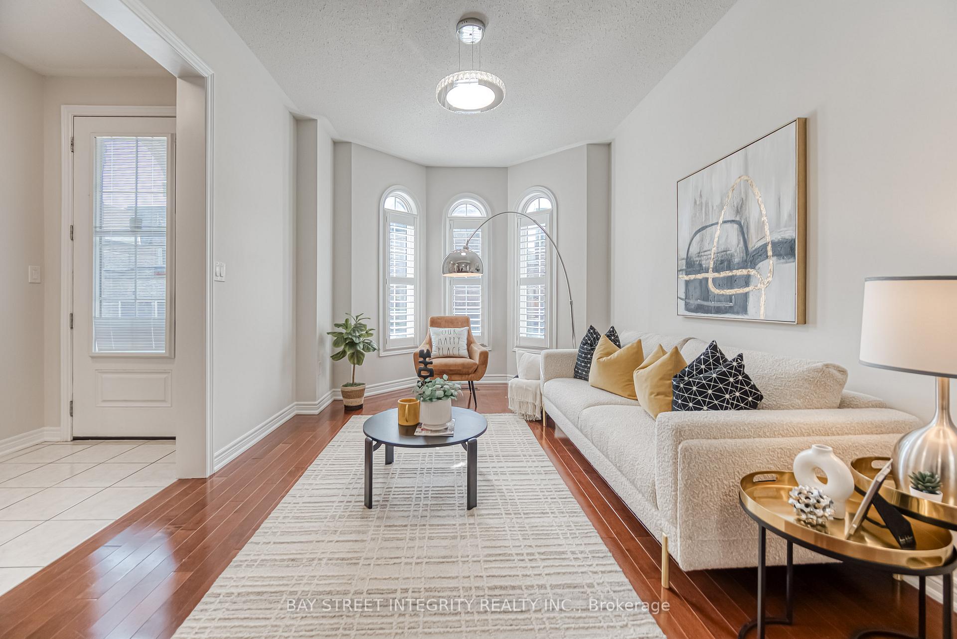 Photo 9 of 116 Holst Avenue, Markham, Berczy — HOMEH