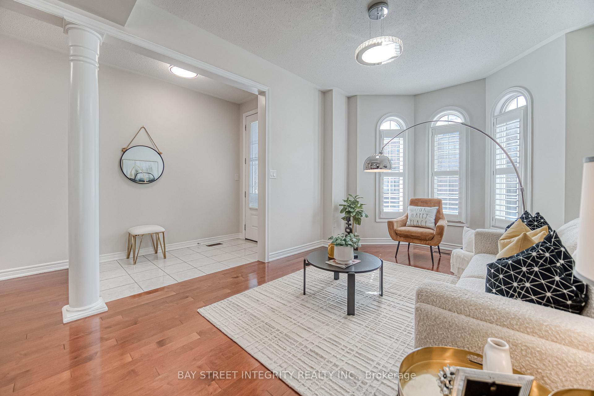 Photo 11 of 116 Holst Avenue, Markham, Berczy — HOMEH