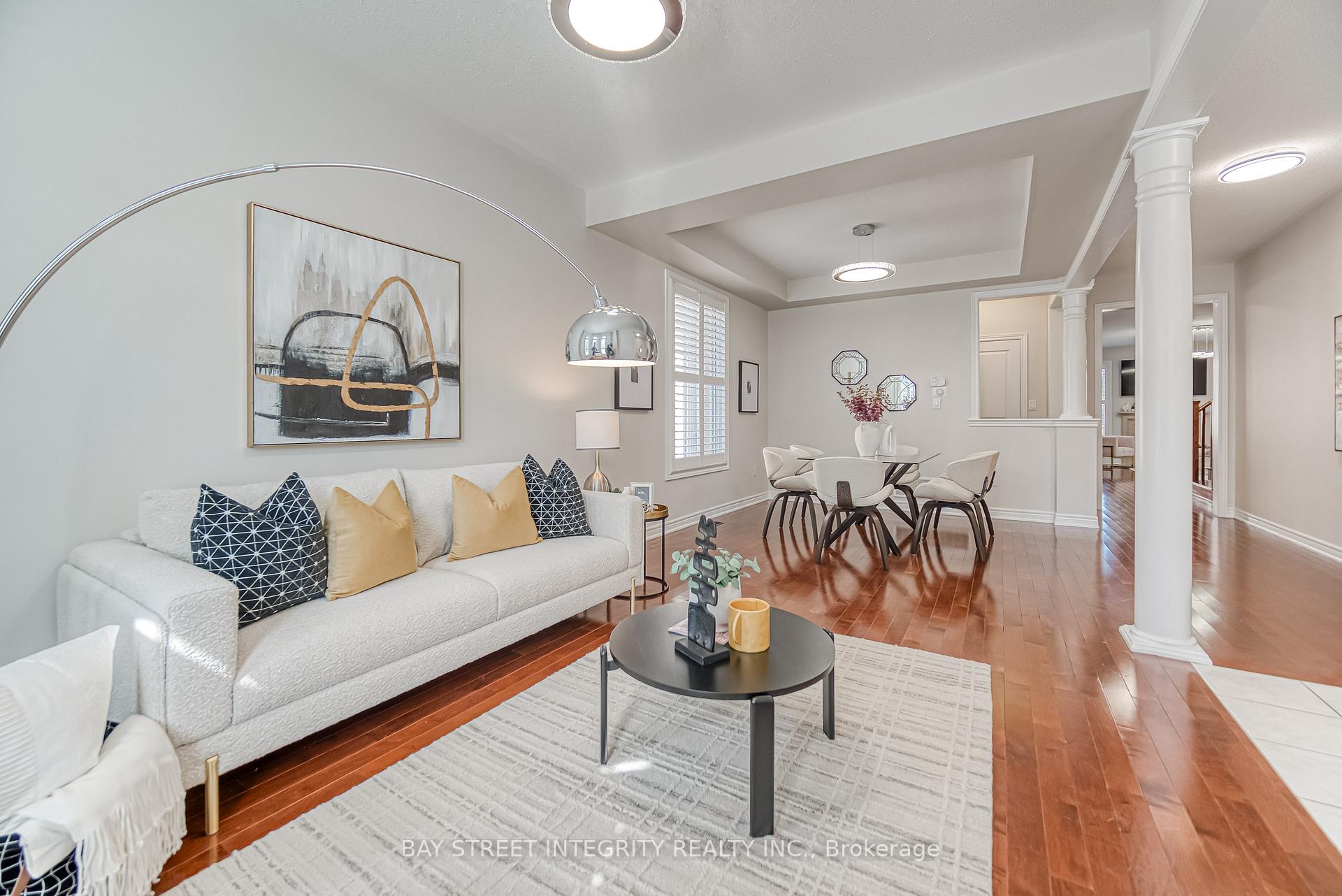 Photo 12 of 116 Holst Avenue, Markham, Berczy — HOMEH