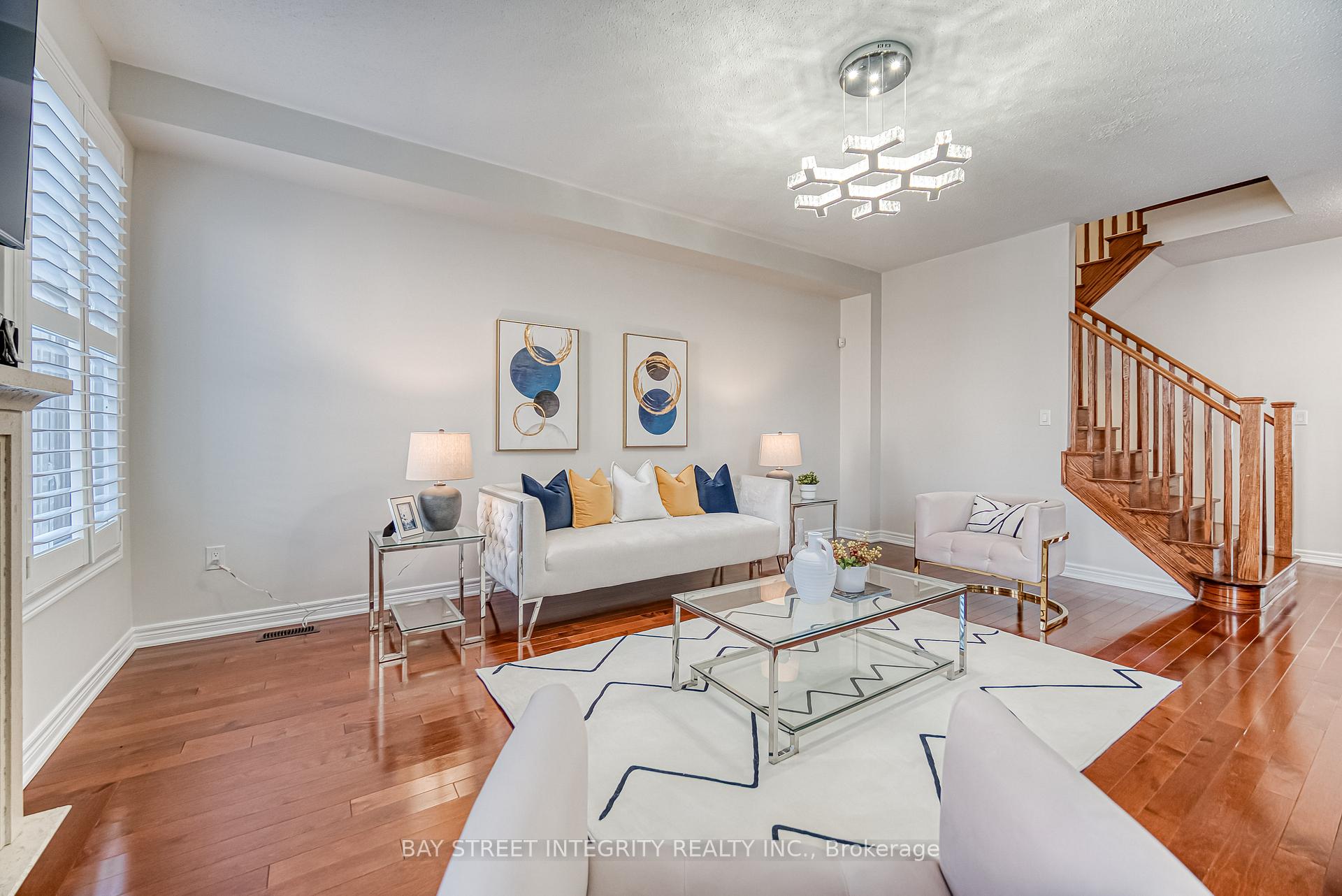Photo 20 of 116 Holst Avenue, Markham, Berczy — HOMEH