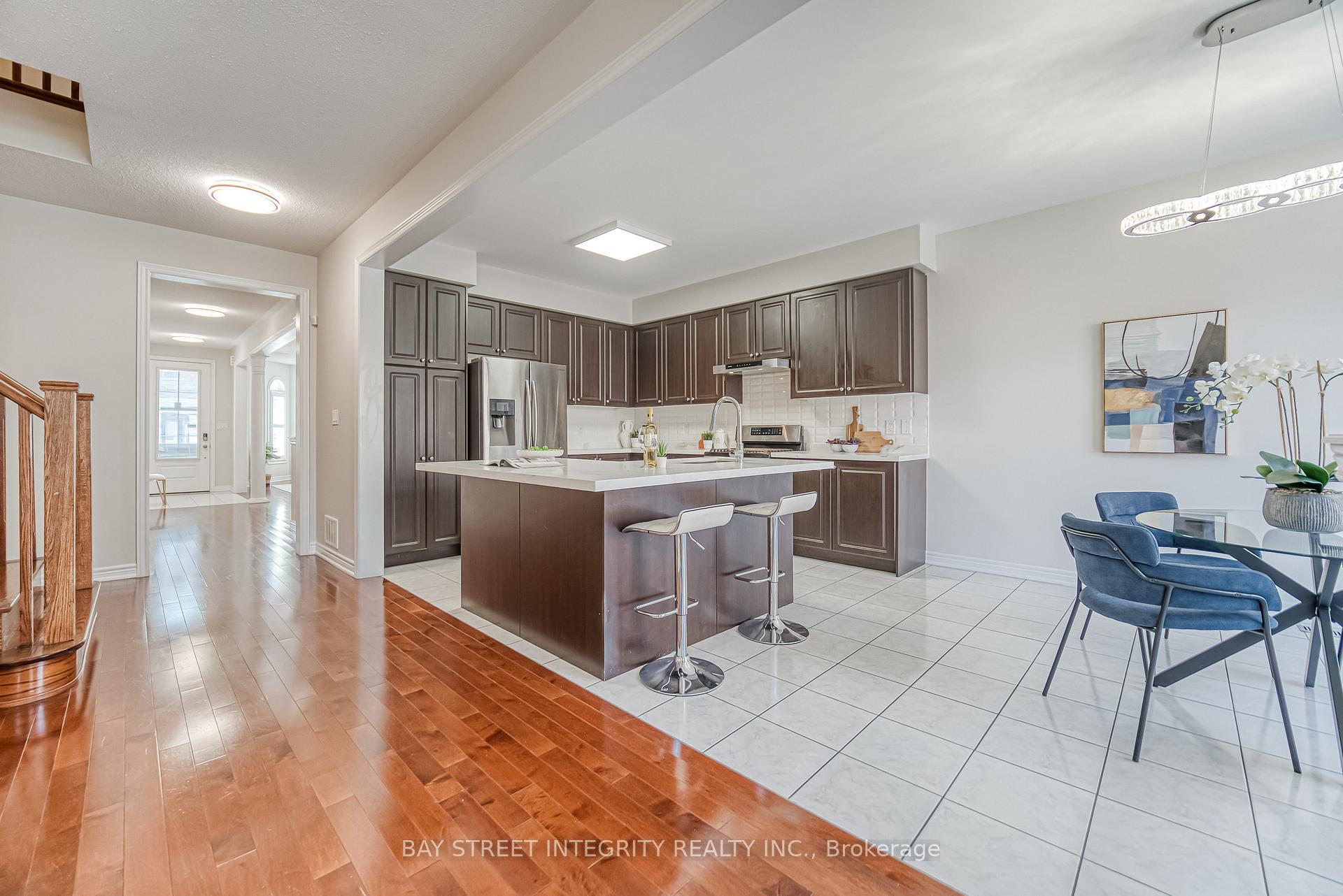 Photo 24 of 116 Holst Avenue, Markham, Berczy — HOMEH