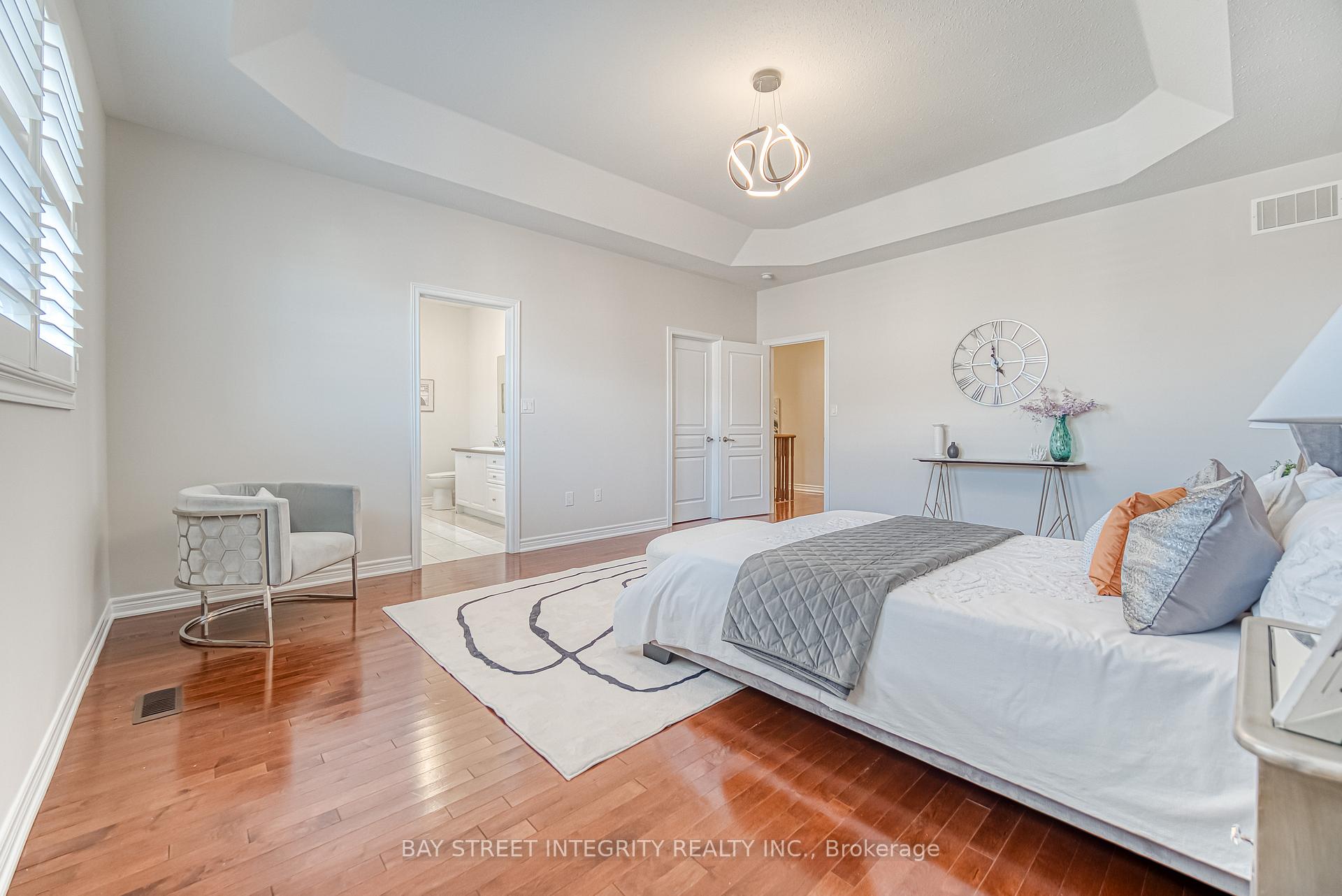Photo 32 of 116 Holst Avenue, Markham, Berczy — HOMEH