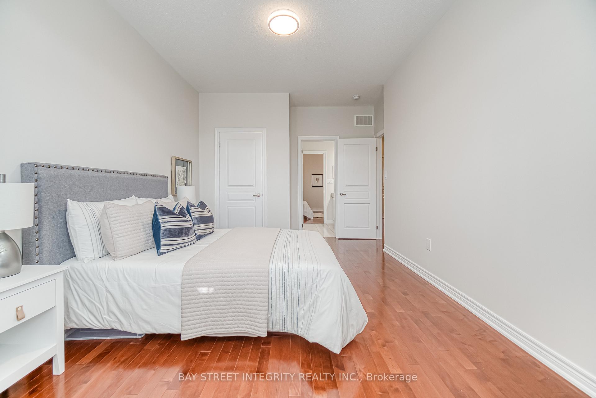 Photo 41 of 116 Holst Avenue, Markham, Berczy — HOMEH